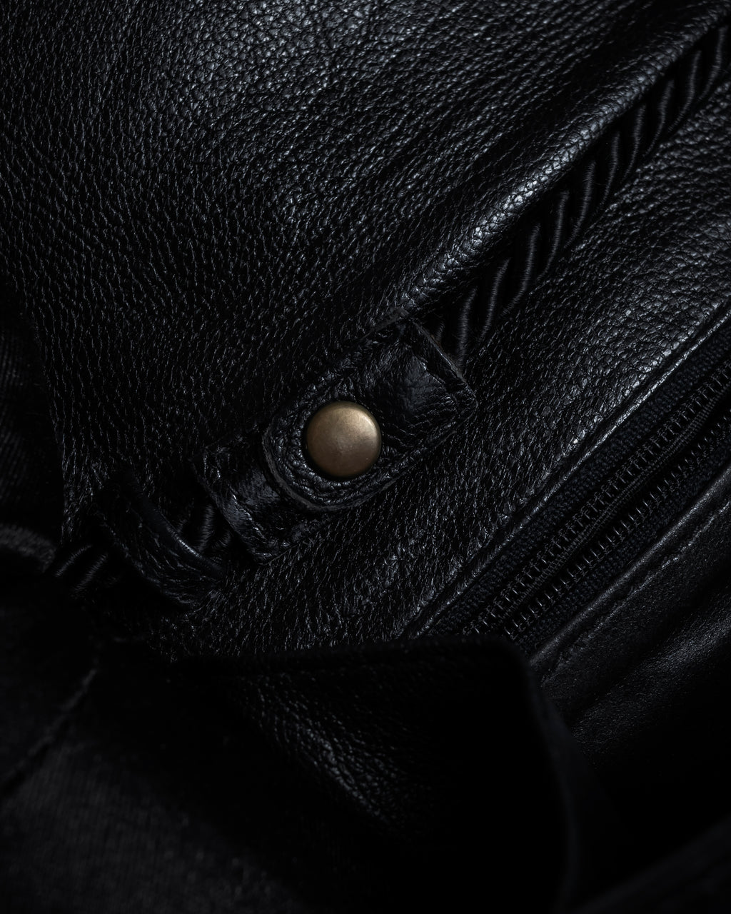 "FENDI" 80's Karl Lagerfeld design braided leather shoulder bag