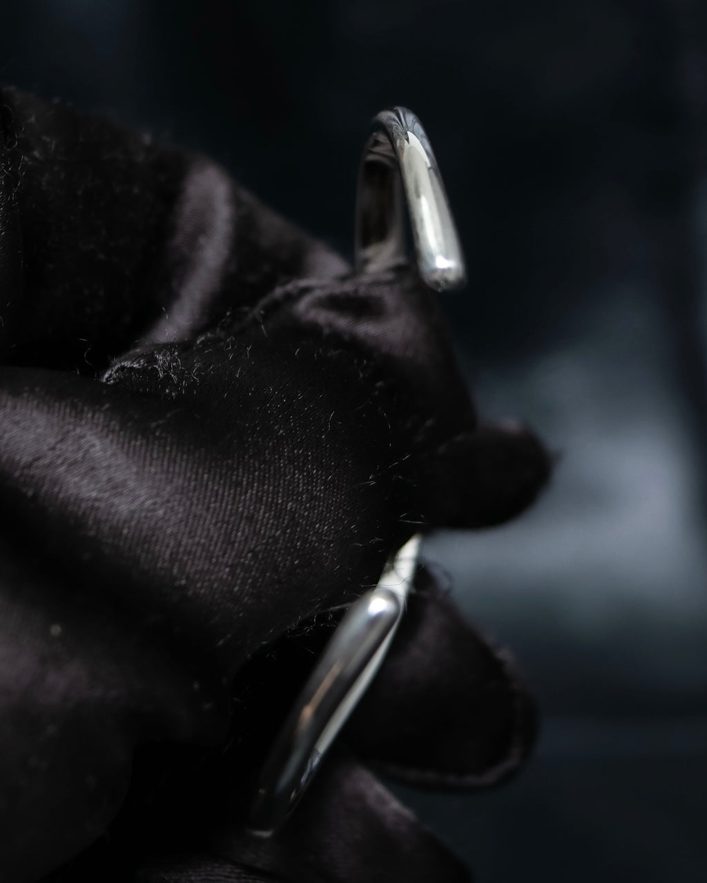 "ete" Silver 925 wavy design bangle