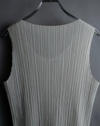 "PLEATS PLEASE ISSEY MIYAKE" Off-white tank top