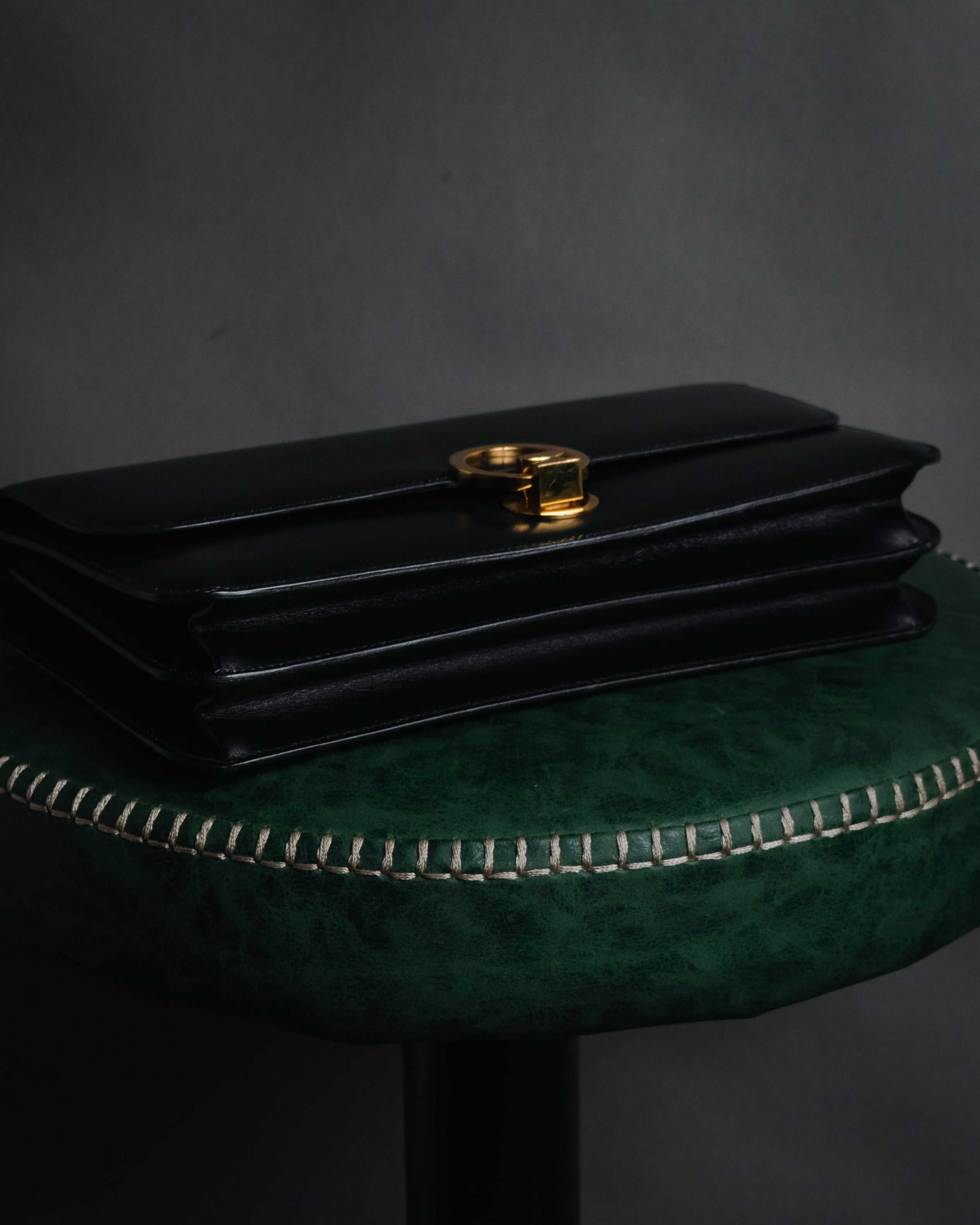 –SPECIAL– "HERMES" 90’s Box calf ring-lock accordion shoulder bag