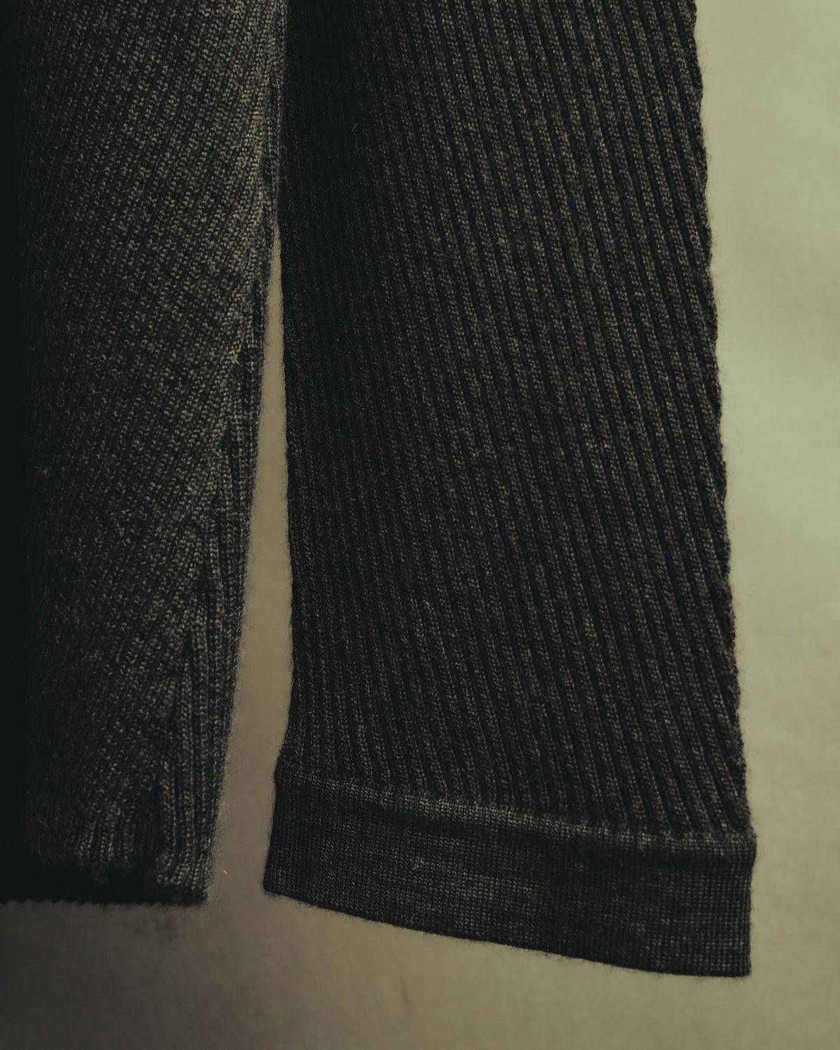 “HERMÈS” 00’s-10’s Cashmere silk ribbed V-neck cardigan