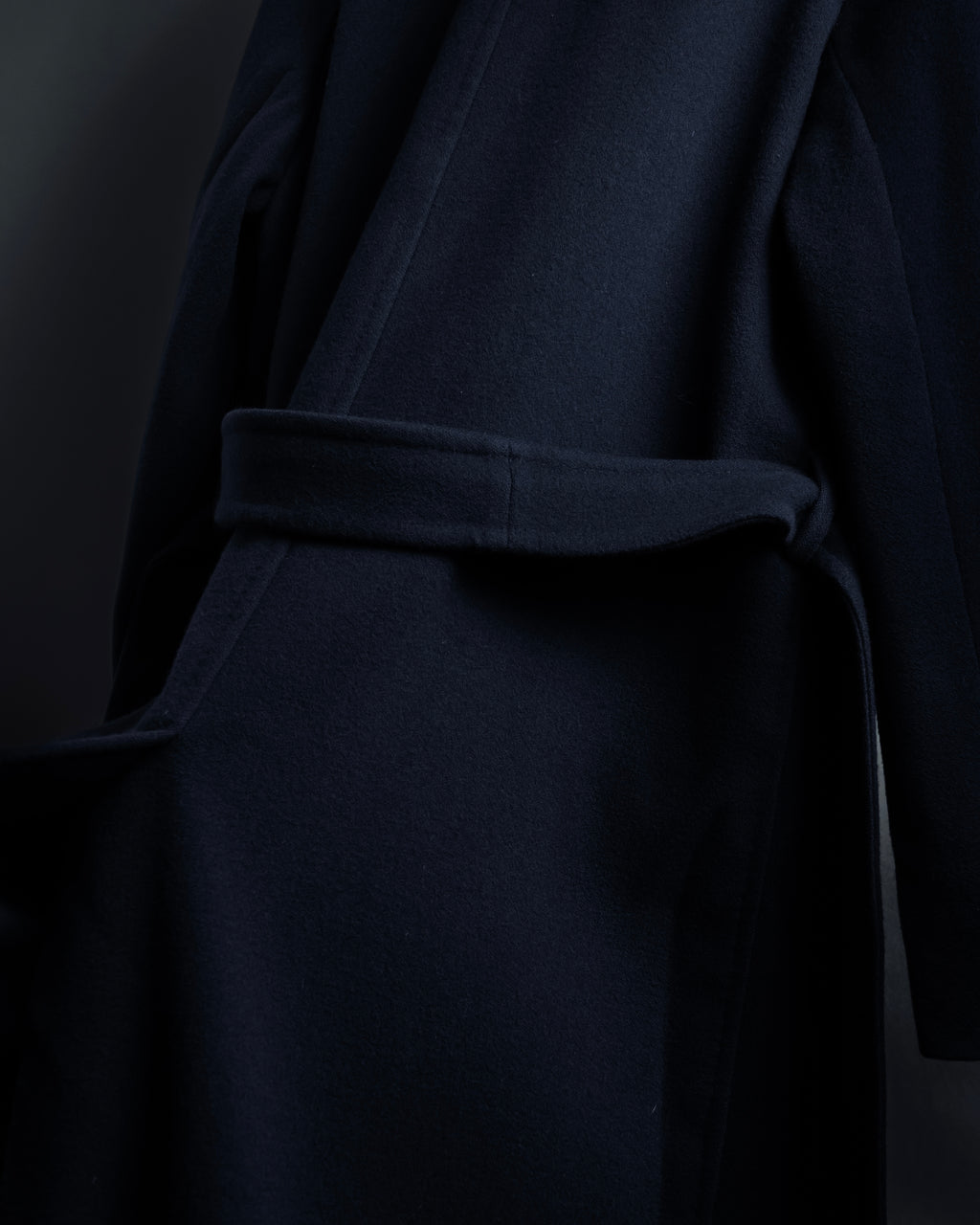 -SPECIAL- "CARUSO"
 Fur collar design belted melton coat