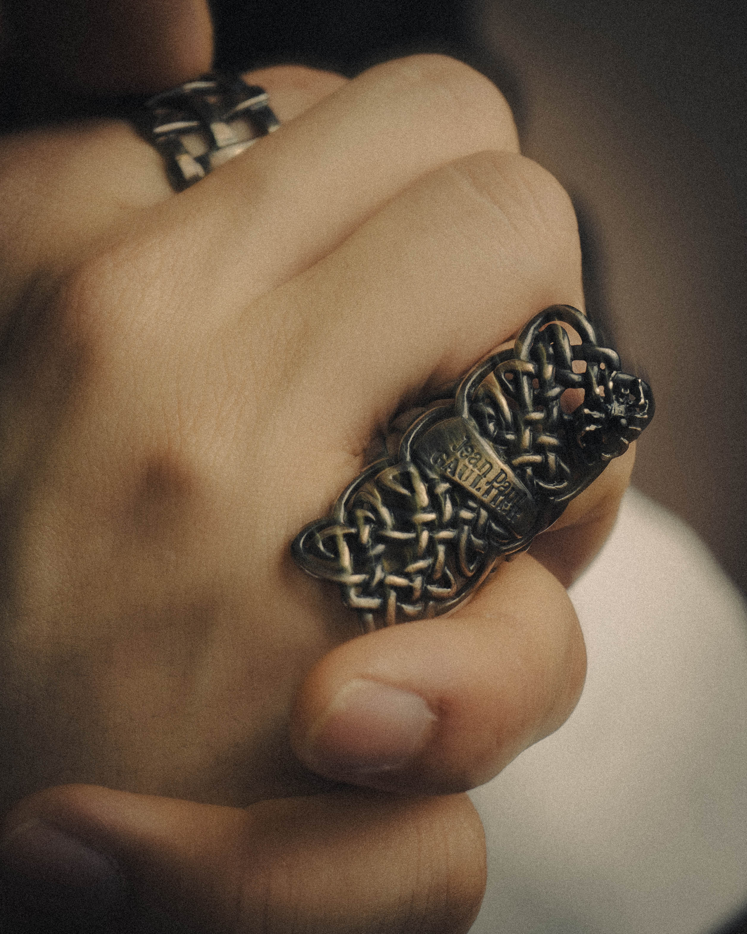 -SPECIAL- “Jean Paul Gaultier“ 90’s-00’s oxidized silver knot ring