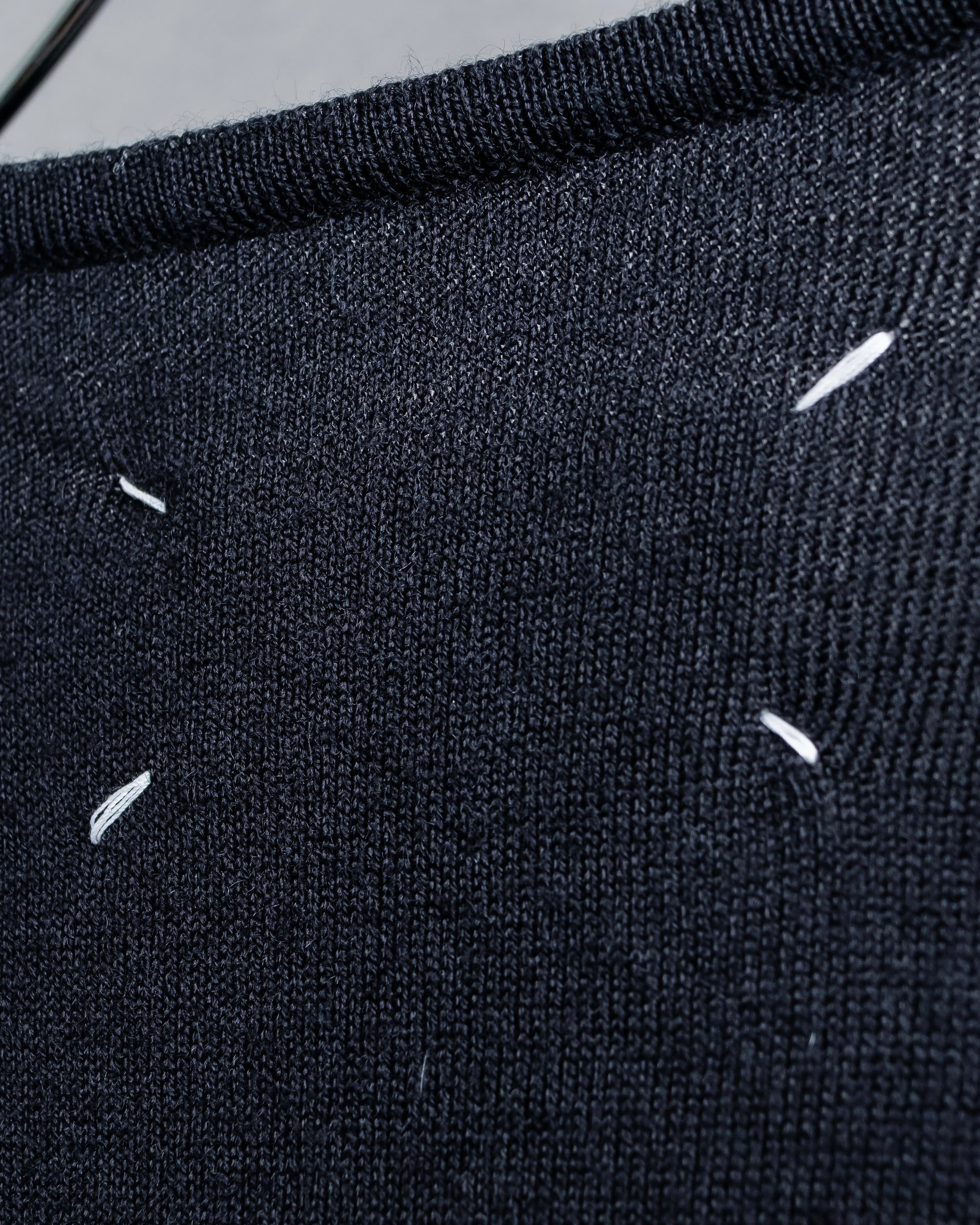 "MAISON MARGIELA"
Fur docking high gauge knit