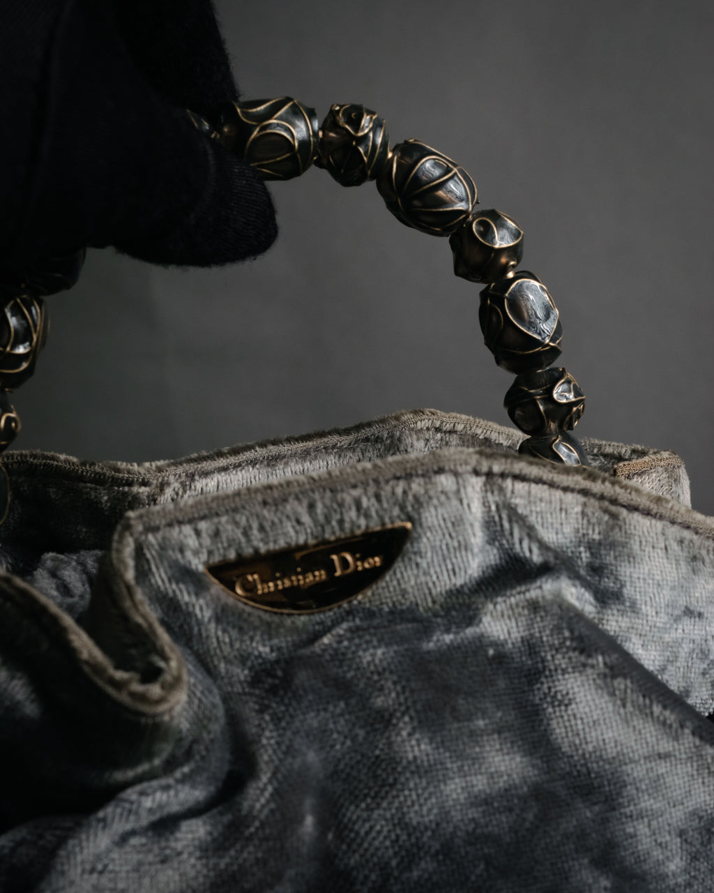 –SPECIAL– “Christian Dior”
90’s-00’s Beaded handle velvet pouch bag
