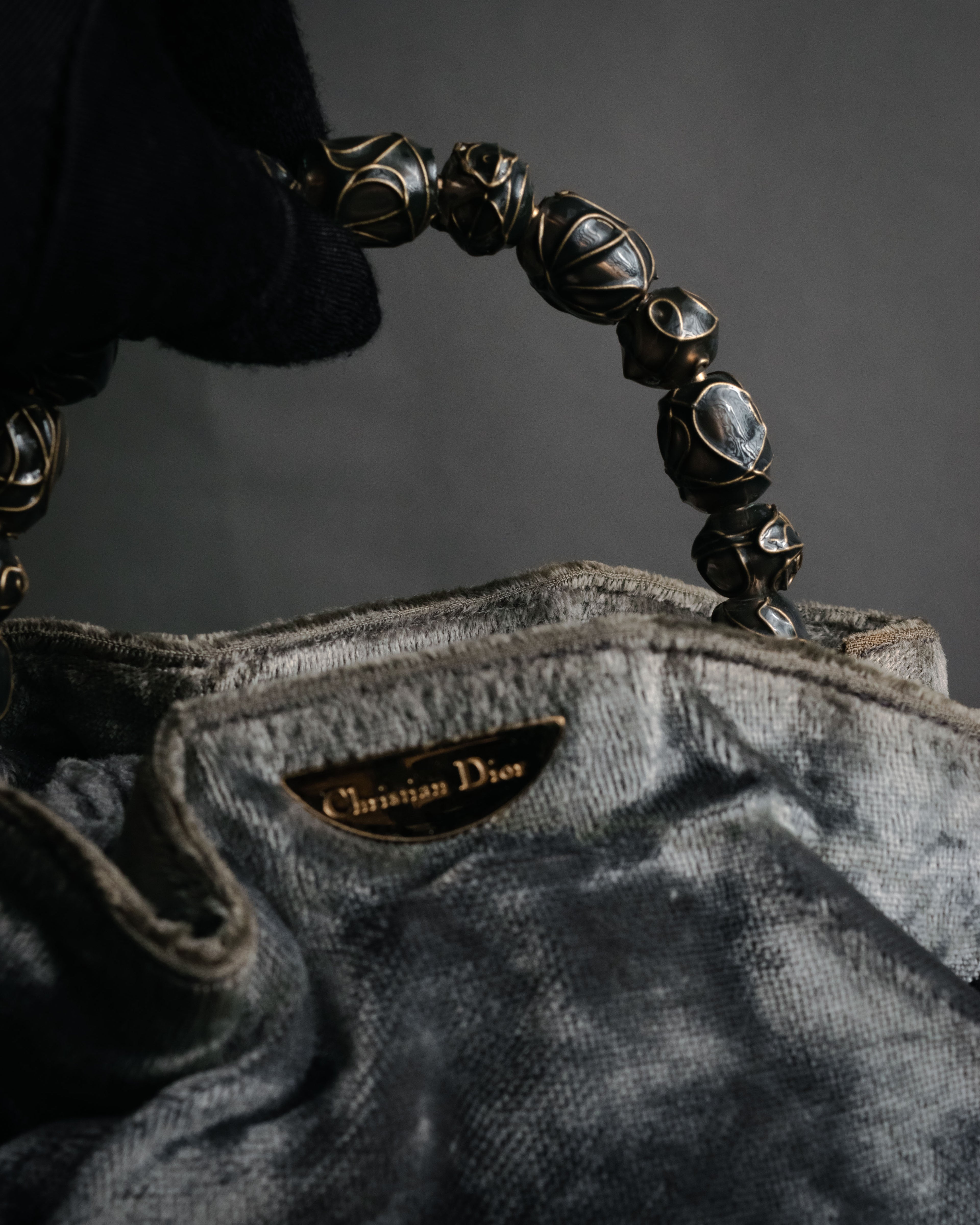 –SPECIAL– “Christian Dior”
90’s-00’s Beaded handle velvet pouch bag