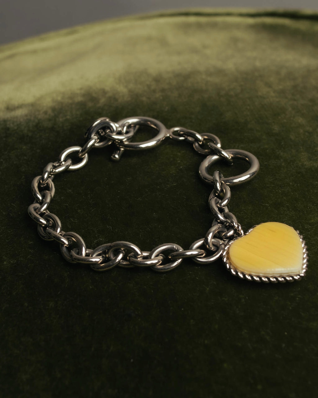 “LOEWE“ 16AW Yellow heart charm chain bracelet