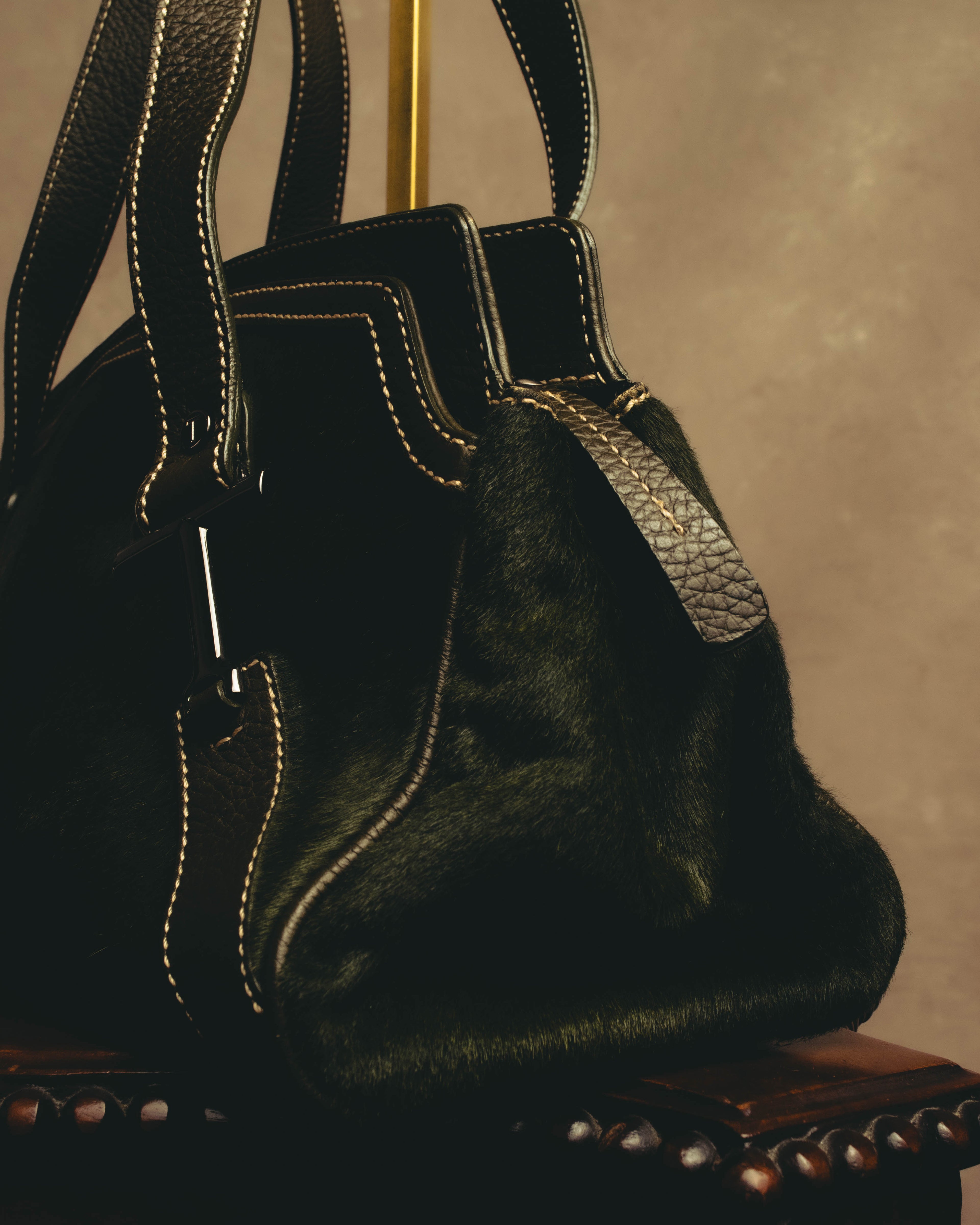 "TOD'S" 00's-10's Textured haircalf leather shoulder bag