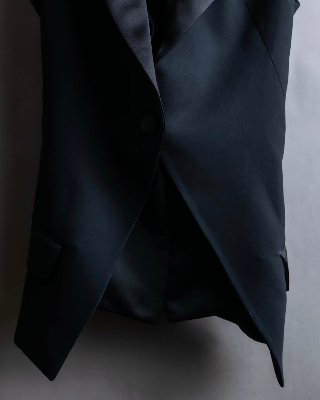 "MCQ Alexander McQueen" Flared silhouette cutting design tailored gilet