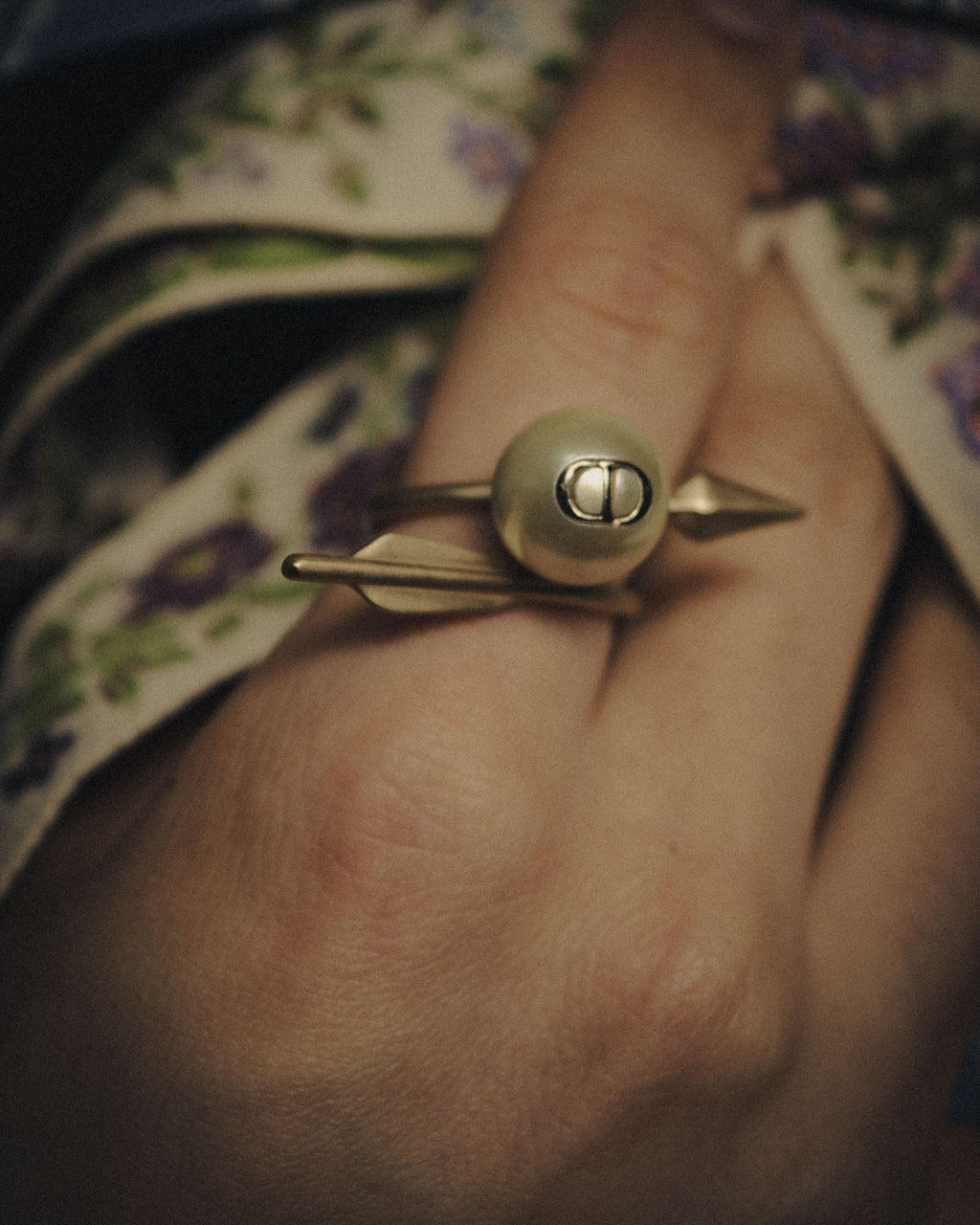 –SPECIAL– “DIOR” 2017-present Arrow pearl CD open ring