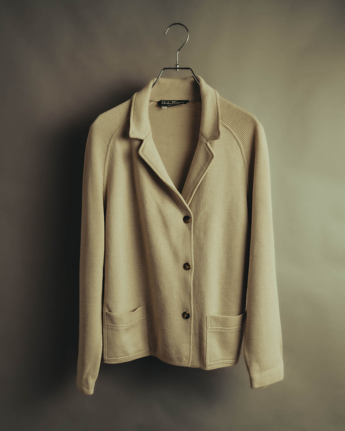 “Salvatore Ferragamo” 90’s-00’s Virgin wool raglan-sleeve cardigan jacket