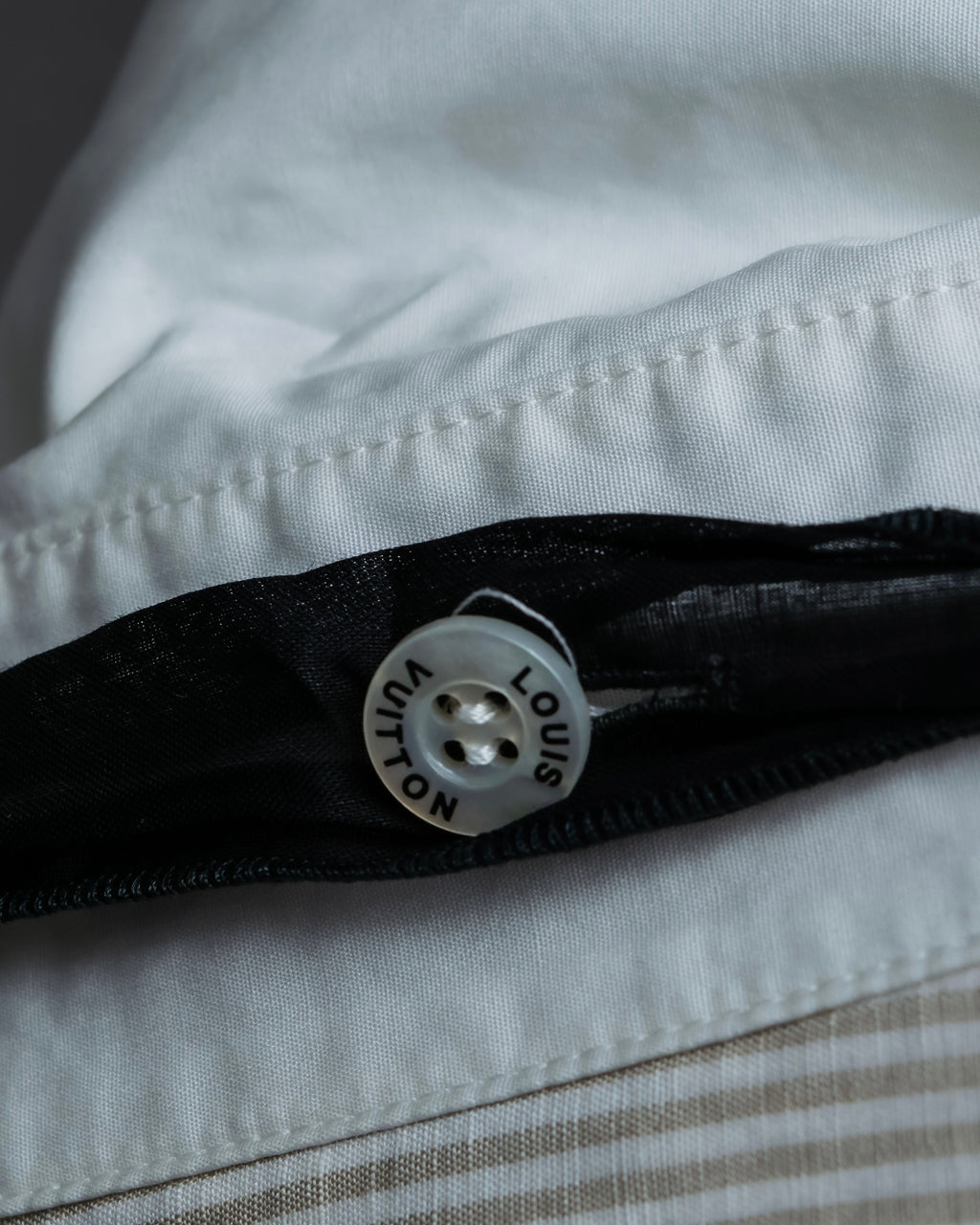 "LOUIS VUITTON" Ribbon frill design regular collar shirt