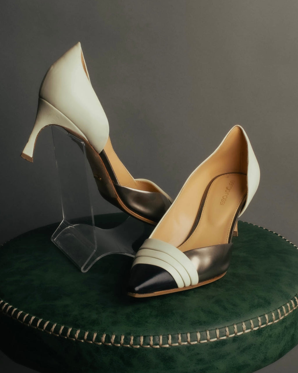 "Sergio Rossi" 90's-10's Elegant colorblock leather pointed-toe pumps