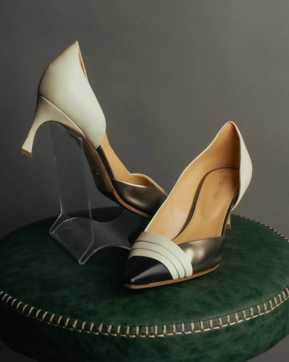 "Sergio Rossi" 90's-10's Elegant colorblock leather pointed-toe pumps