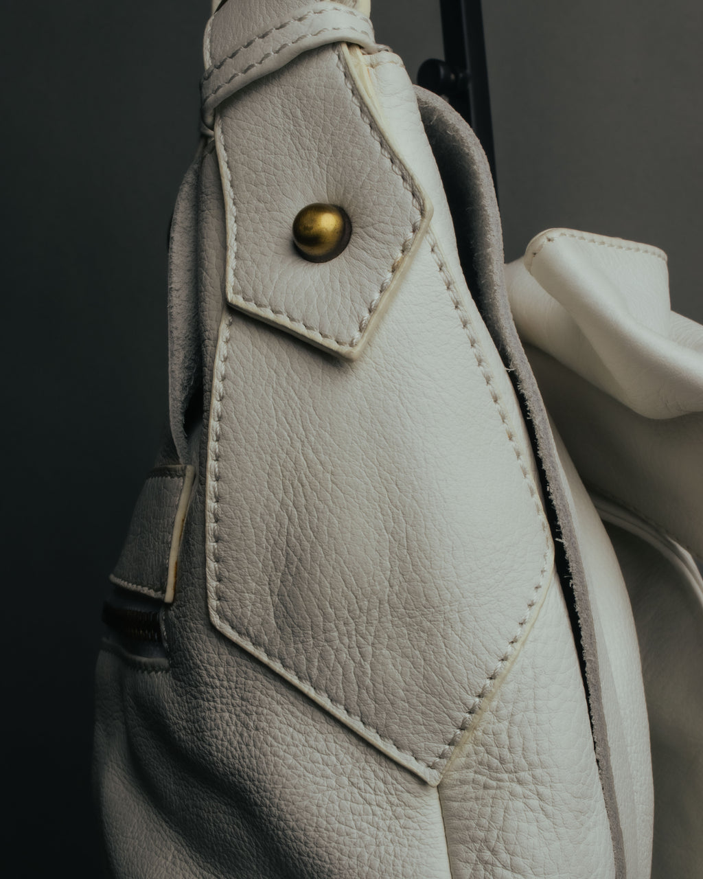 -SPECIAL- “Yves Saint Laurent” 2004-2011 Pilati era bow leather shoulder bag