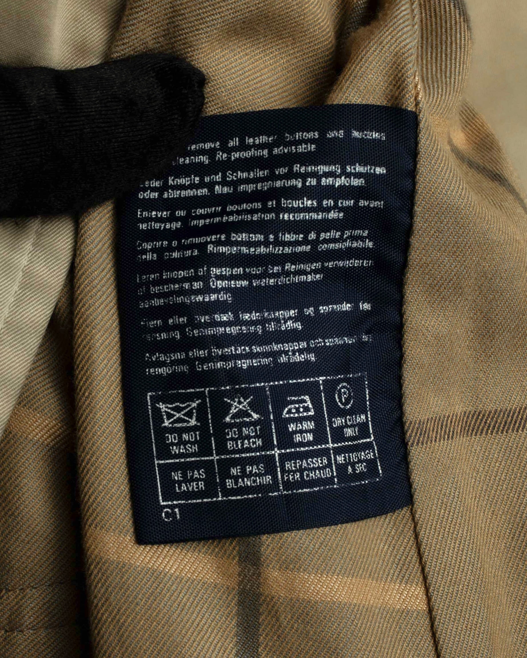 "BURBERRYS" Military detail single front stand collar coat