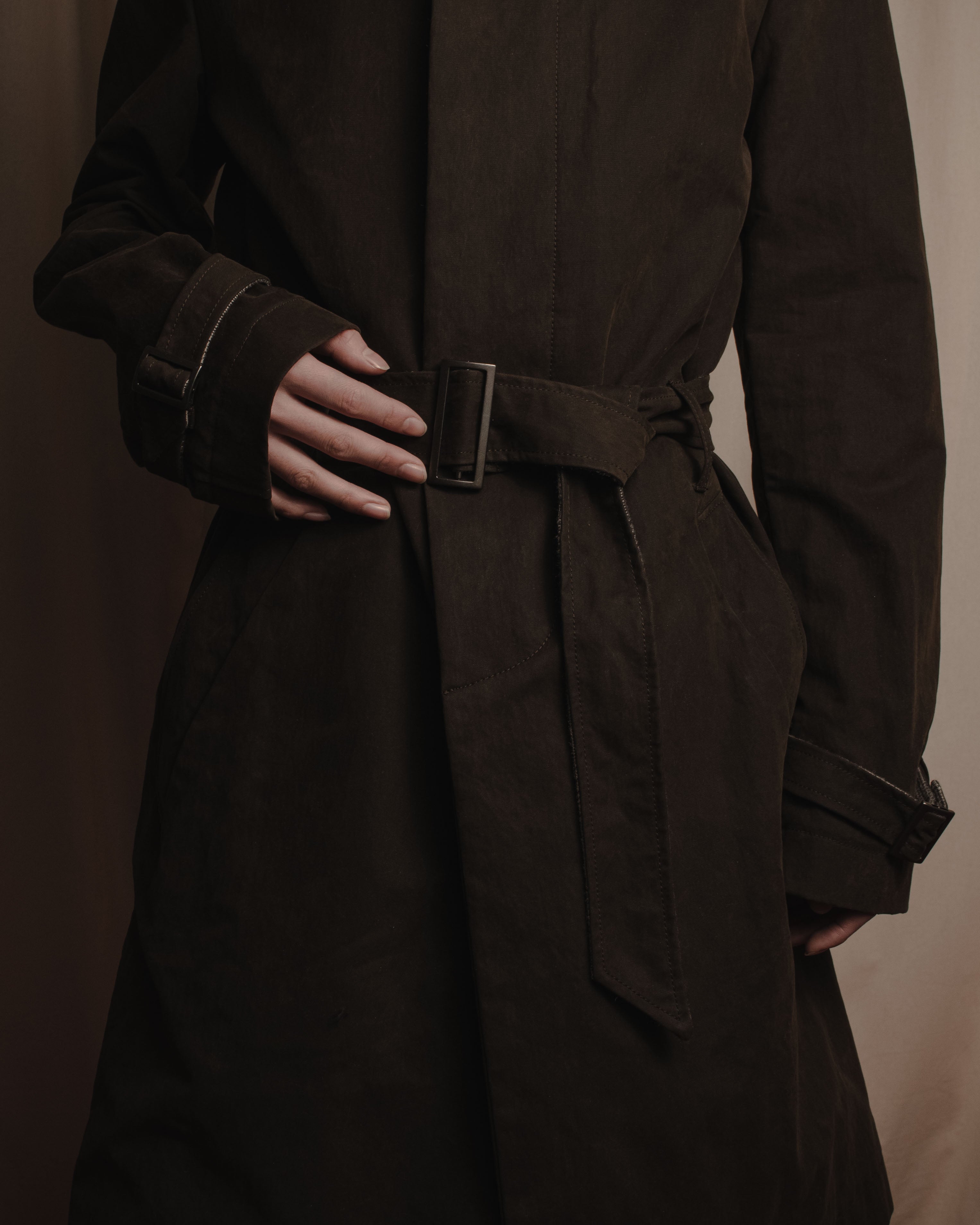 "DOLCE & GABBANA" 00’s resin coated patch detail belted coat