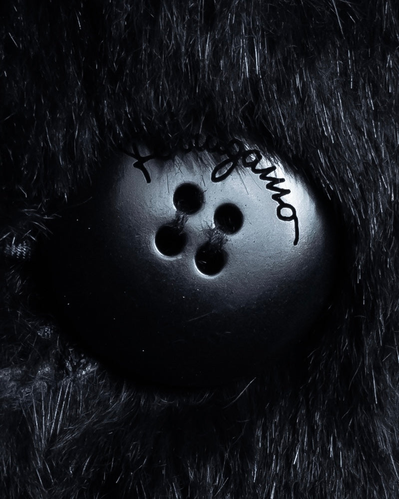 -SPECIAL- "Salvatore Ferragamo"
90's-00's A neat silhouette 100% lapin fur coat