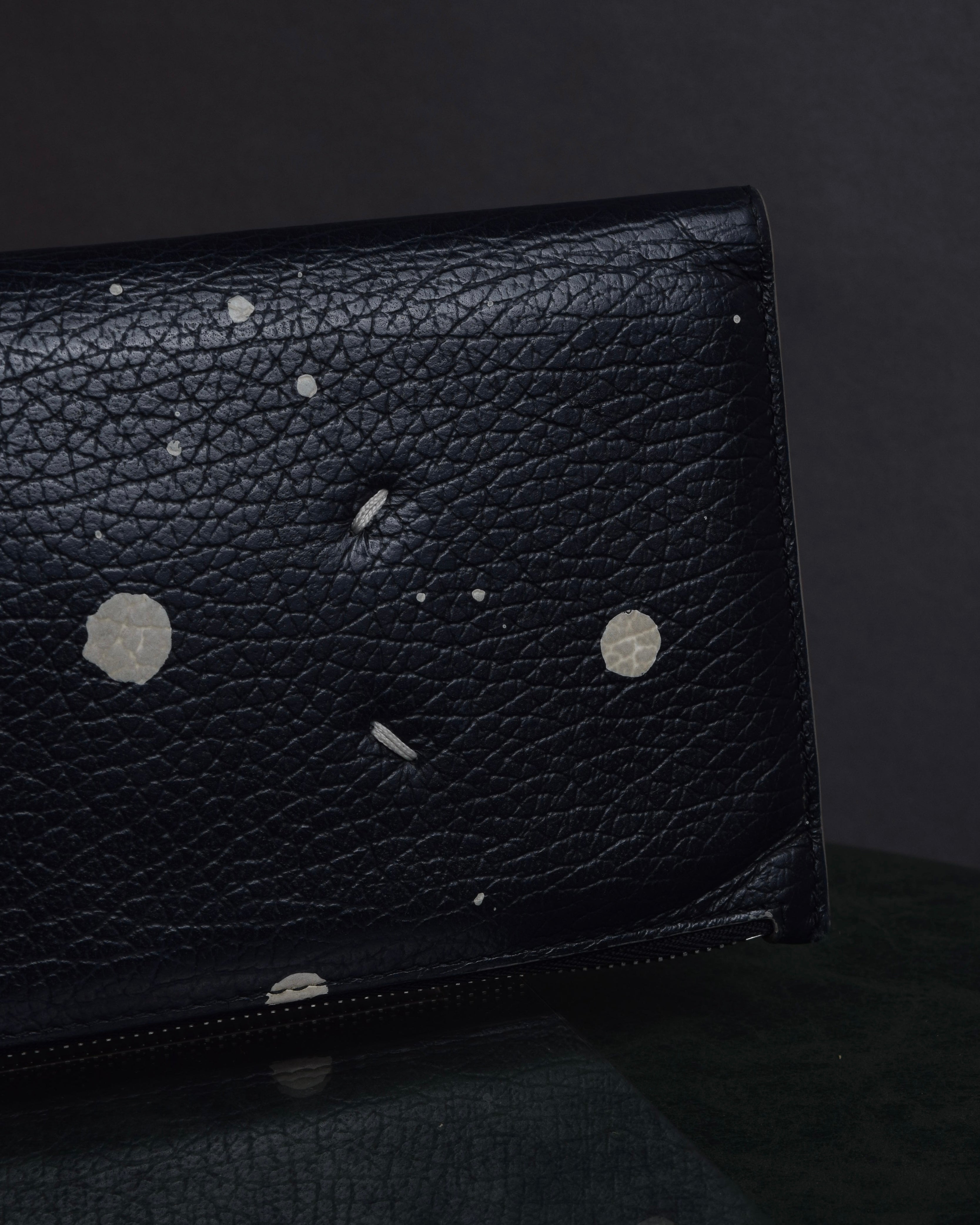 "MAISON MARGIELA" Paint spot pattern leather wallet