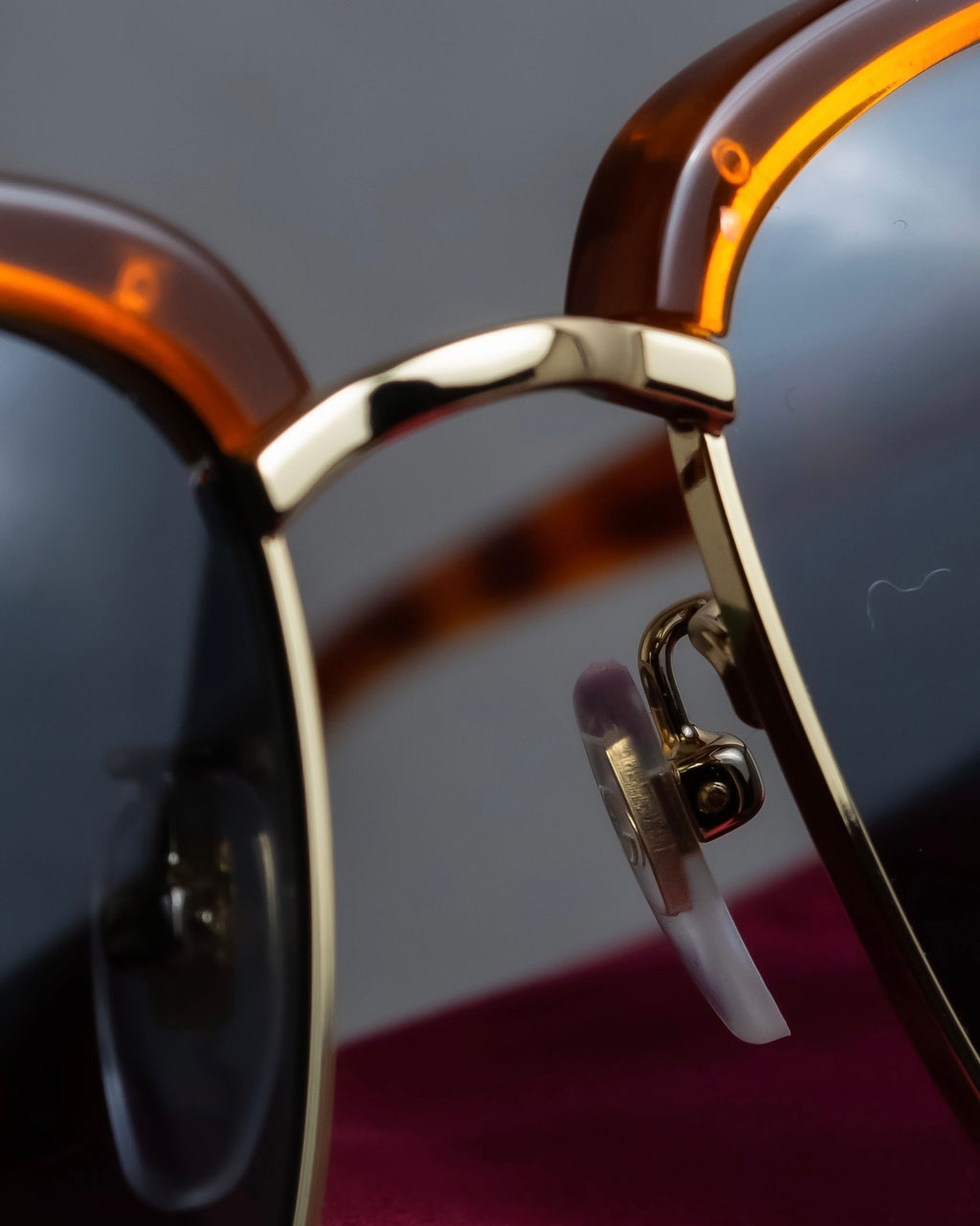 "GUCCI" Classic hermrim design sunglasses