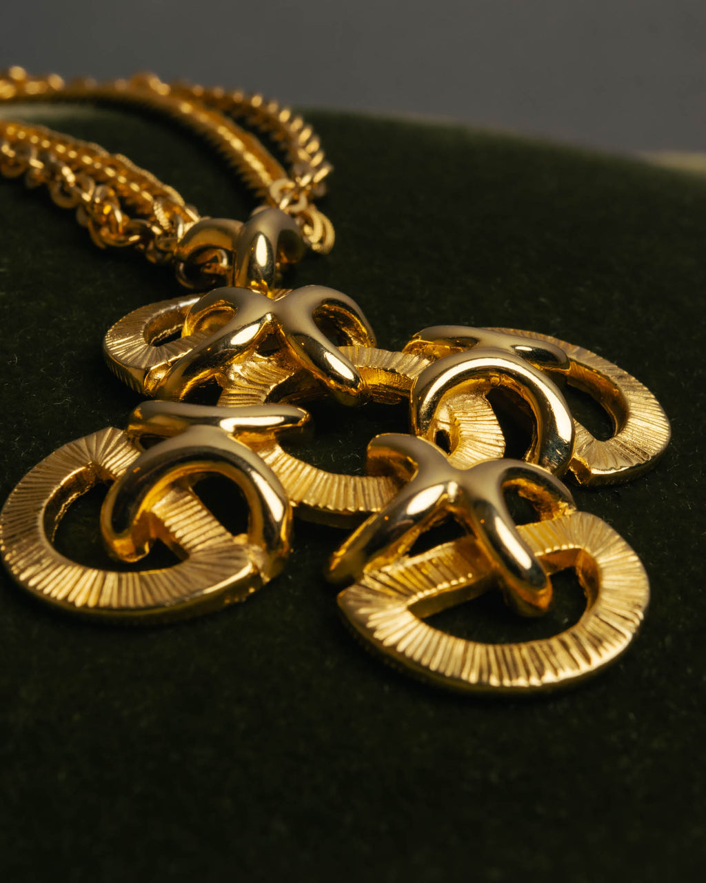 -SPECIAL- “Lucien Piccard” 70’s-80’s Gold tone cross pendant necklace