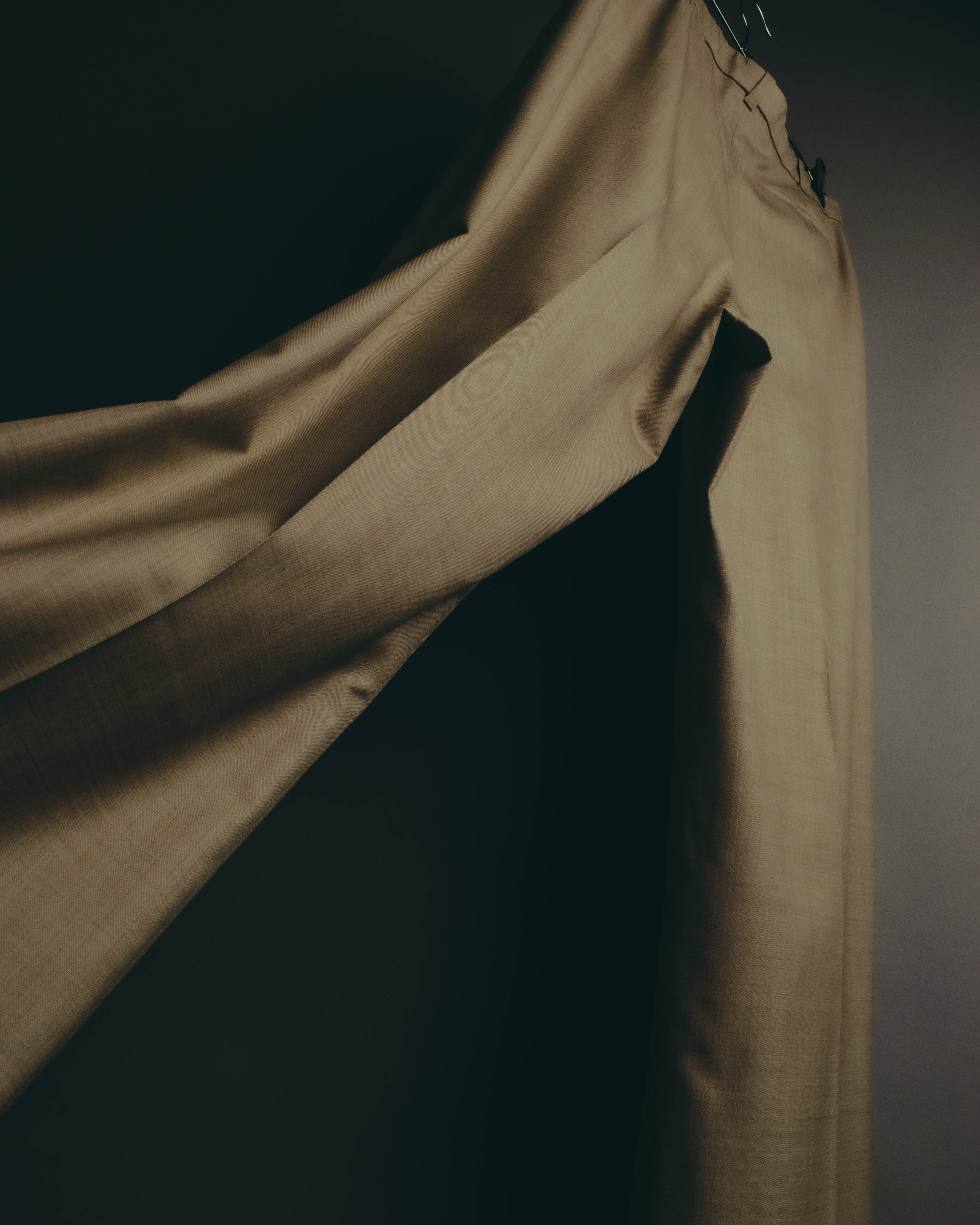 -SPECIAL- "HERMÈS" 90's-00's Wool silk tailored asymmetrical setup suit