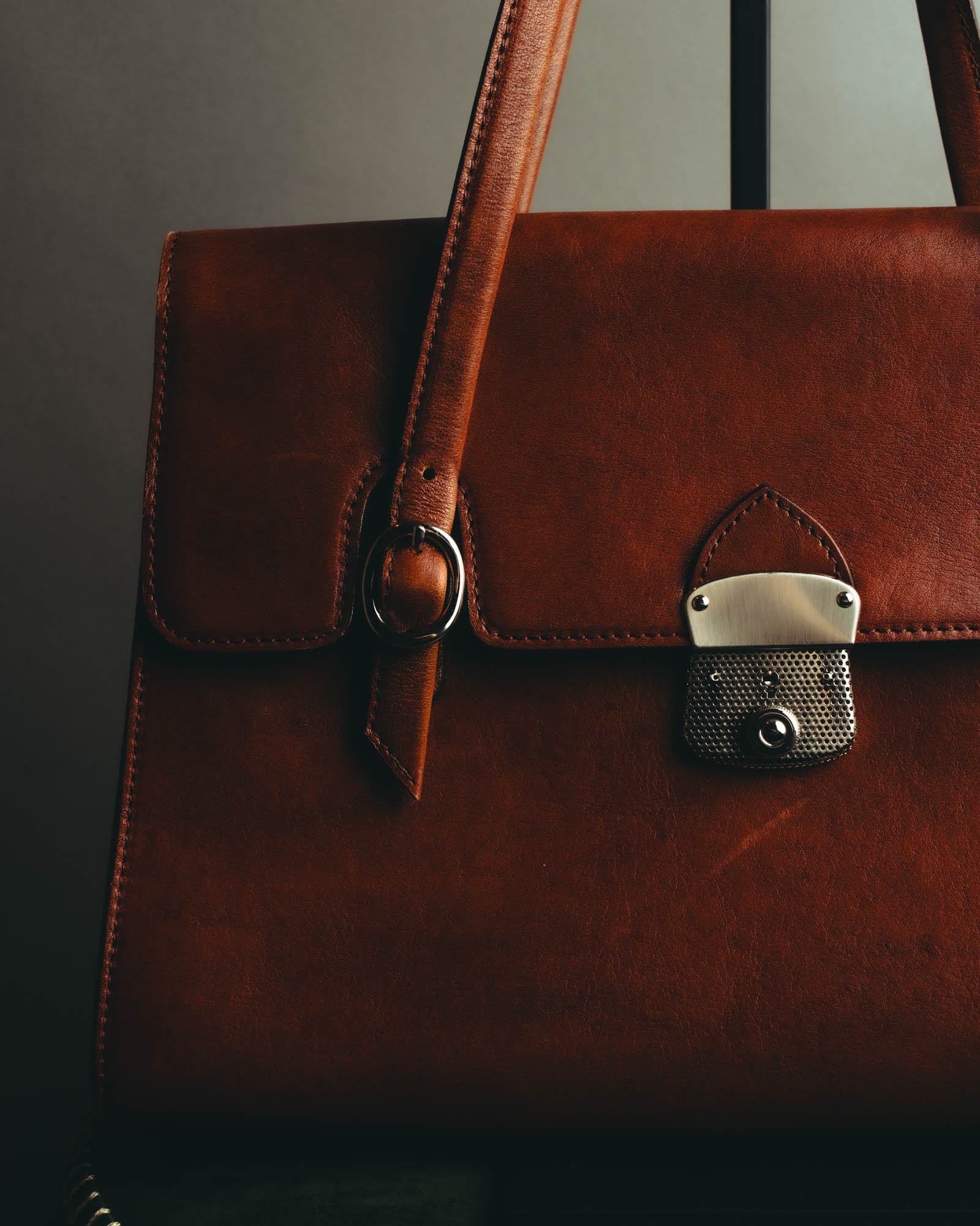 "Jean Paul Gaultier" 90's-00's Structured leather shoulder bag