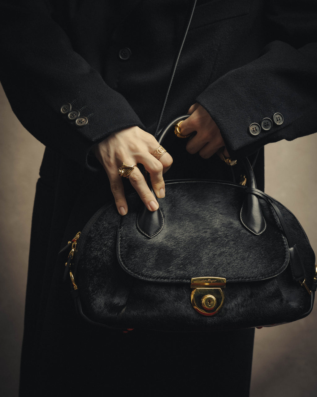 -SPECIAL- “Salvatore Ferragamo“ 90's-00's Gancini pony hair and leather dual-way boston bag