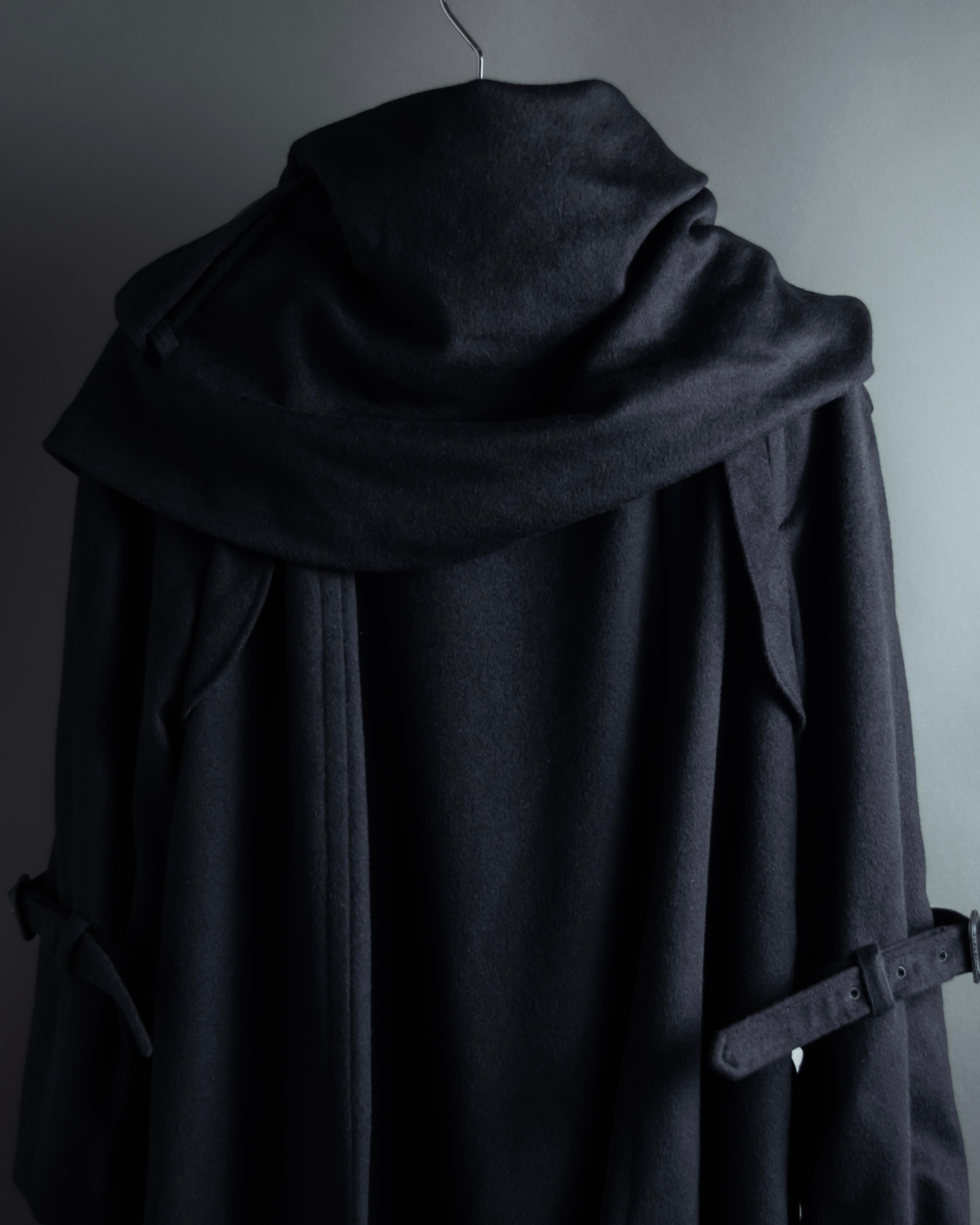 "TORUICHOU" Muffler-style collar military detail coat