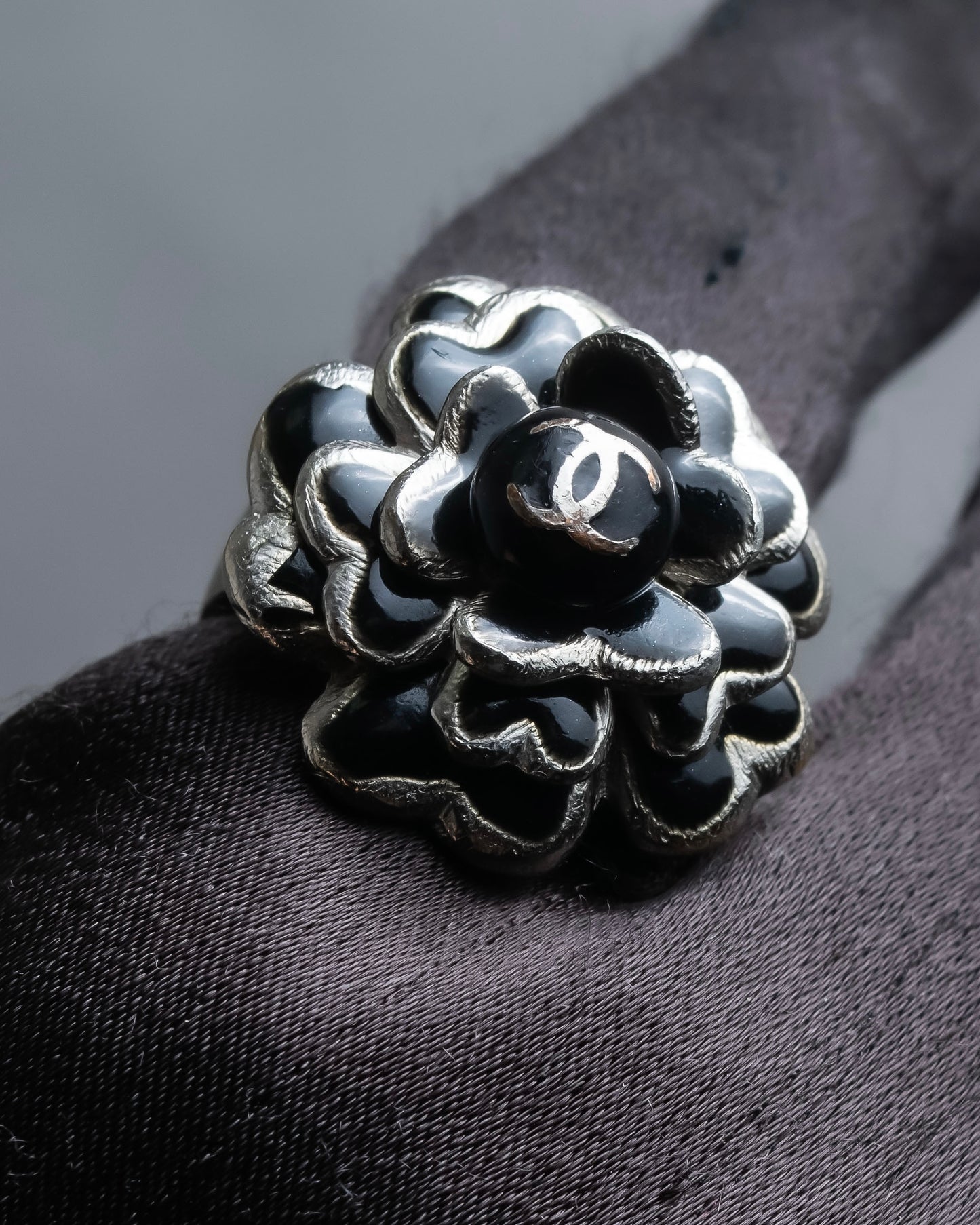 "2003's CHANEL" Camellia motif coco mark engraved ring