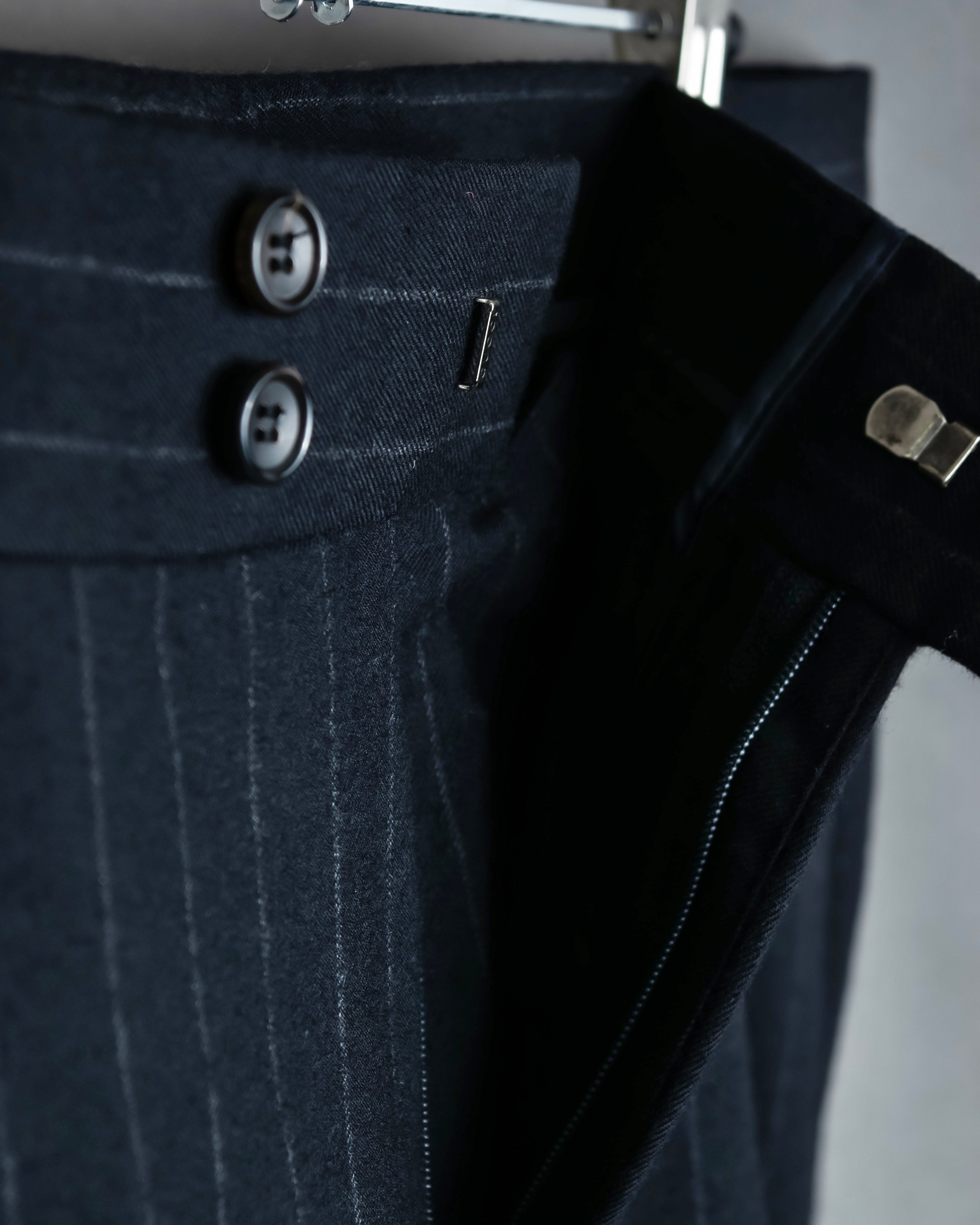 "GUCCI" chalk stripe designed wide pants