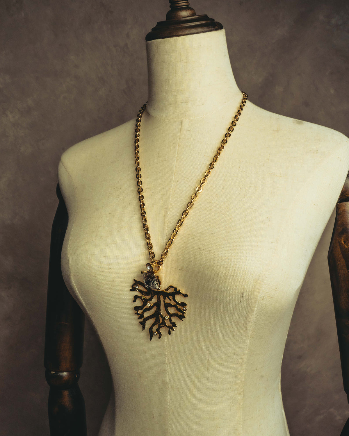 -SPECIAL- "Yves Saint Laurent" 90's-00's Sculptural coral motif crystal pendant necklace