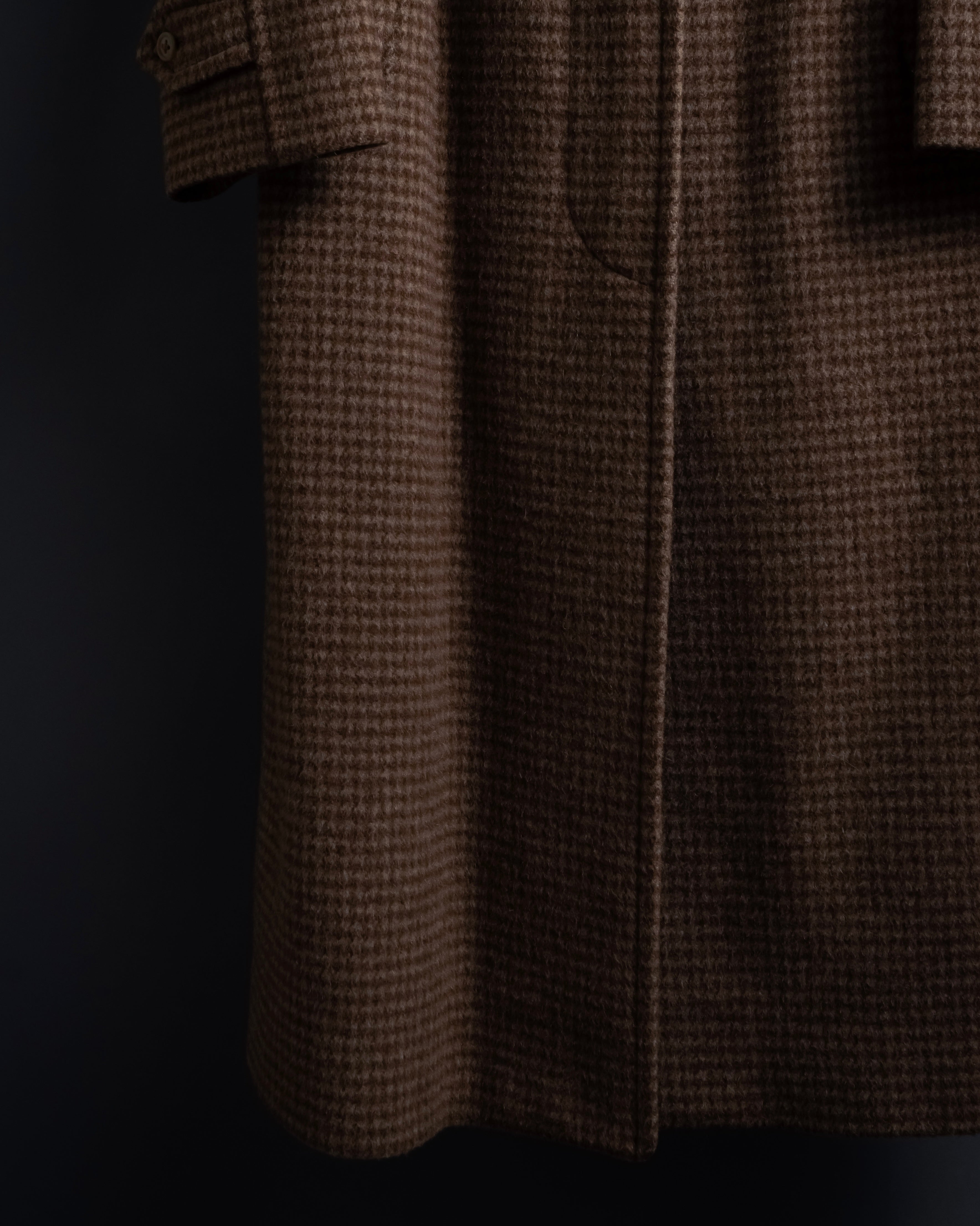 "BURBERRYS" Houndstooth pattern belted stand collar coat