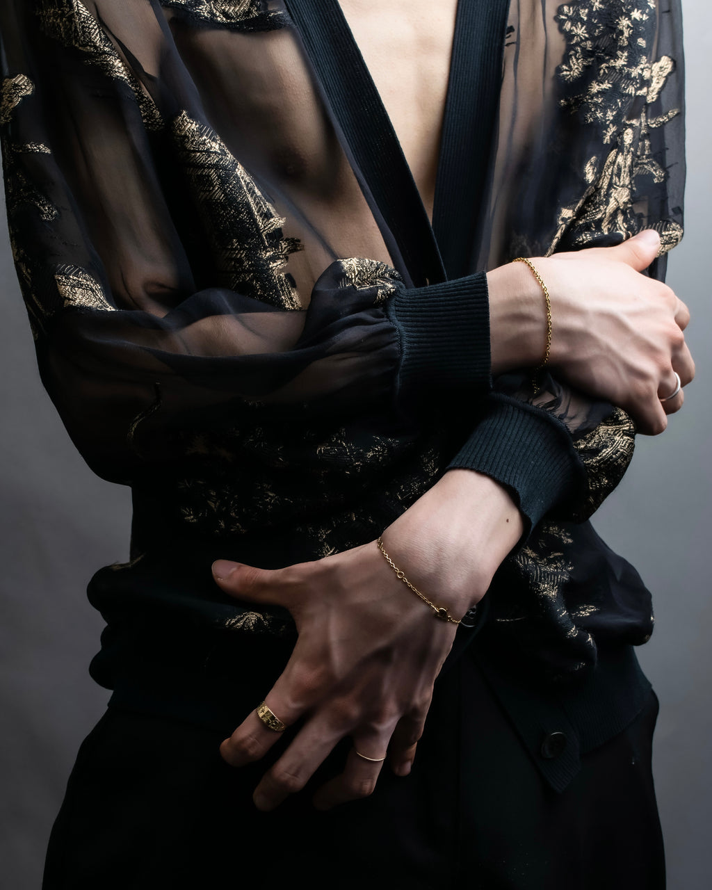 "HERMES" Embroidered design see through cardigan