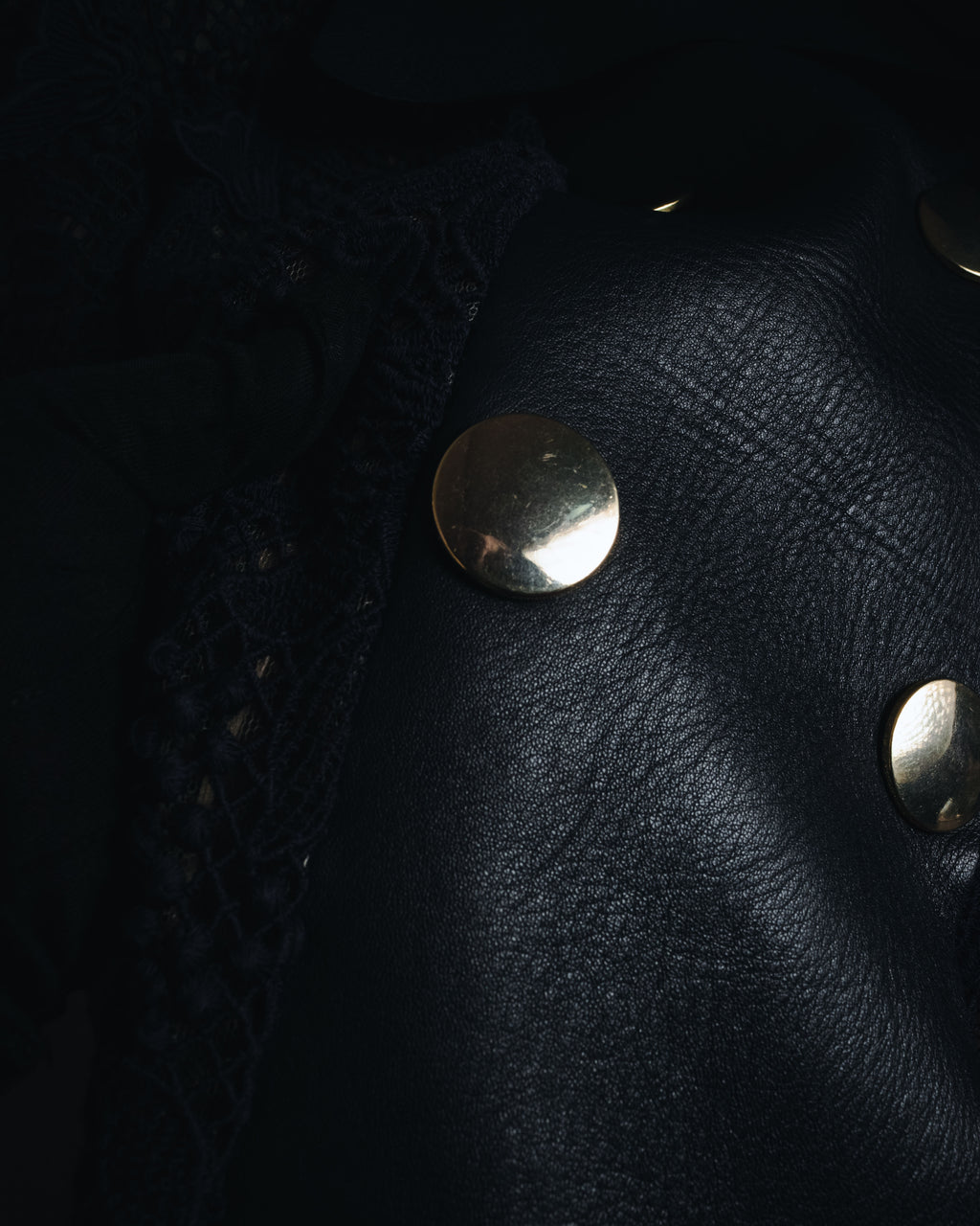 –SPECIAL– "VALENTINO"
Early 2010s lace and leather double-breasted jacket