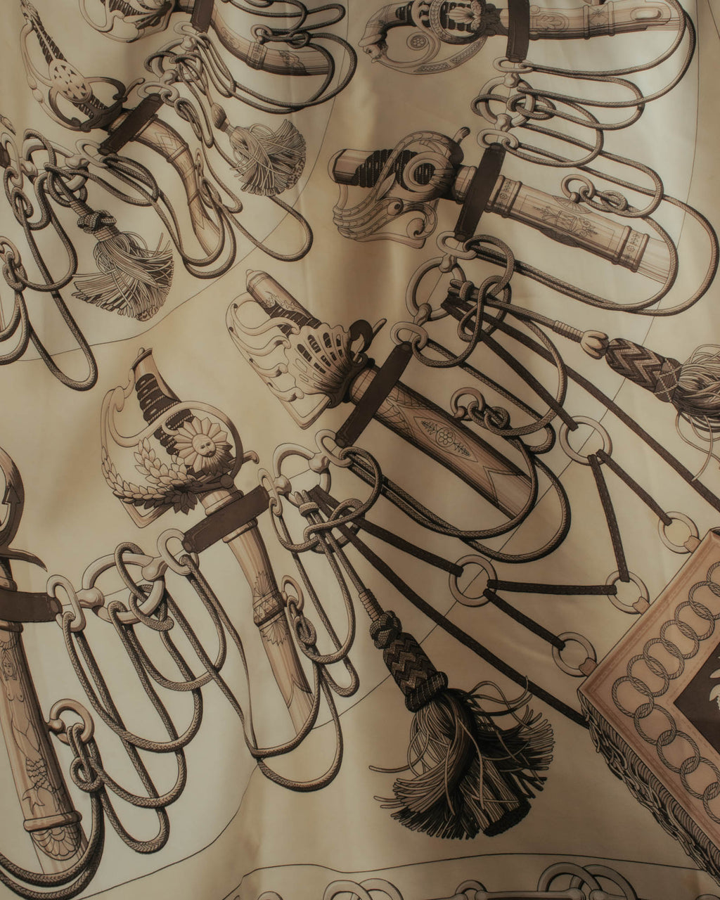 "Hermès" Cliquetis、J. Abadie silk scarf
