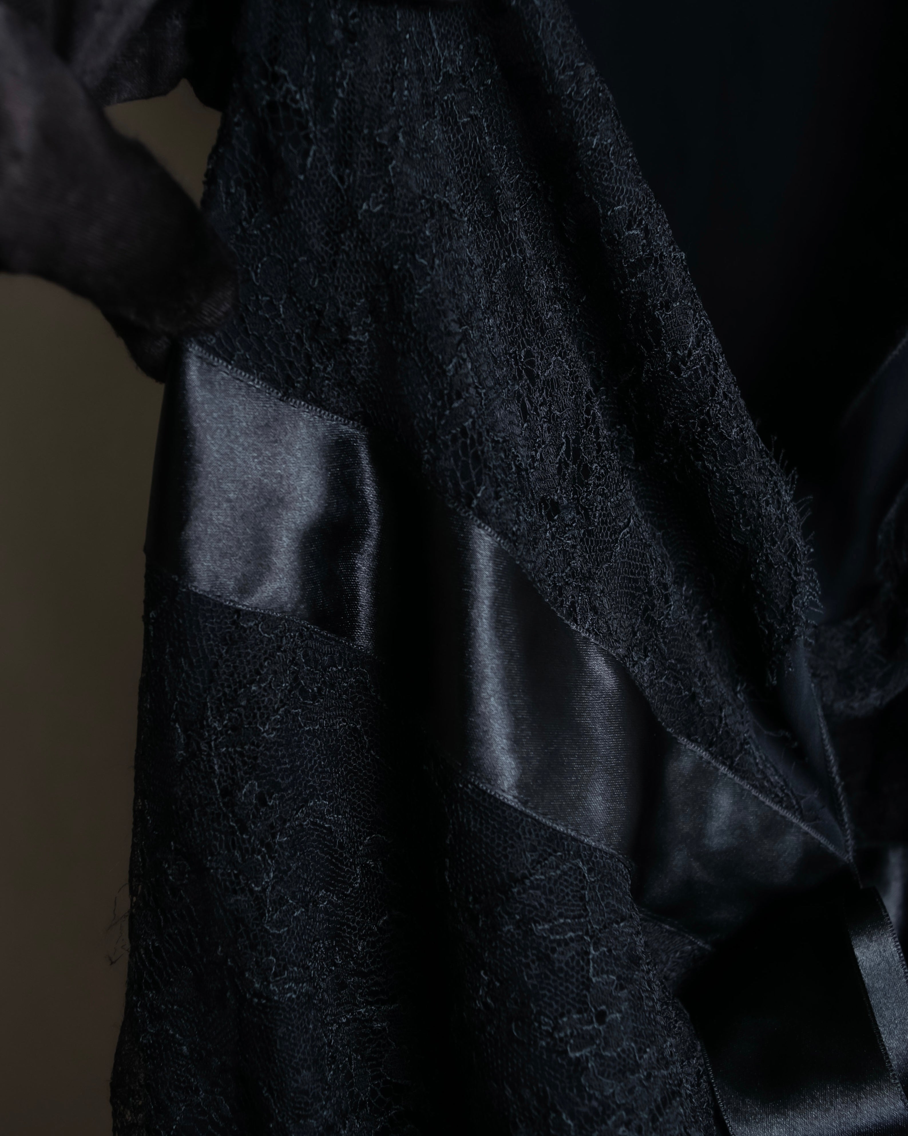 "RED VALENTINO"Ribbon belted design lace black dress