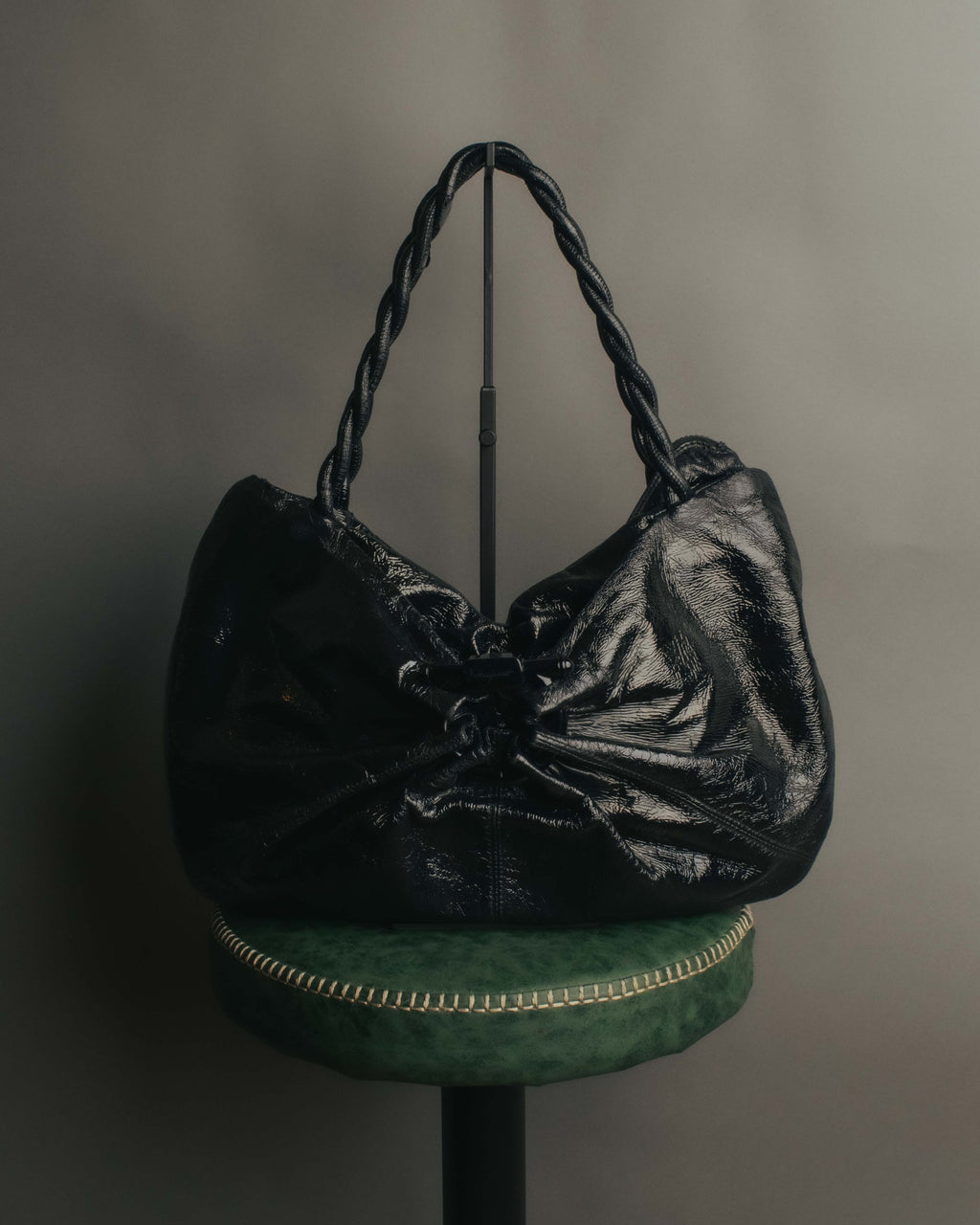 "Salvatore Ferragamo" 00's Vintage crushed patent leather braided handle hobo bag