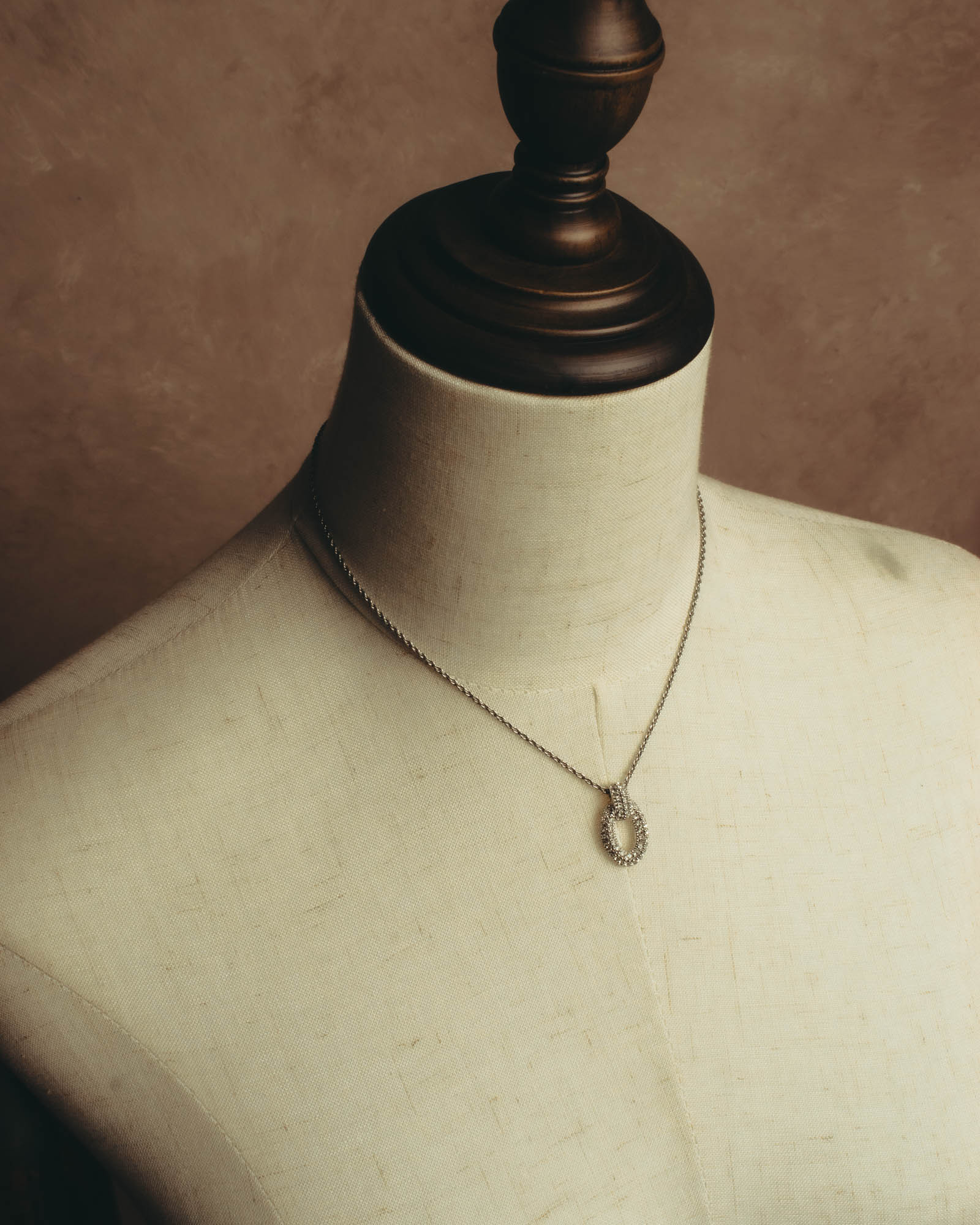 "Christian Dior" 80's-90's Rhinestone oval pendant necklace