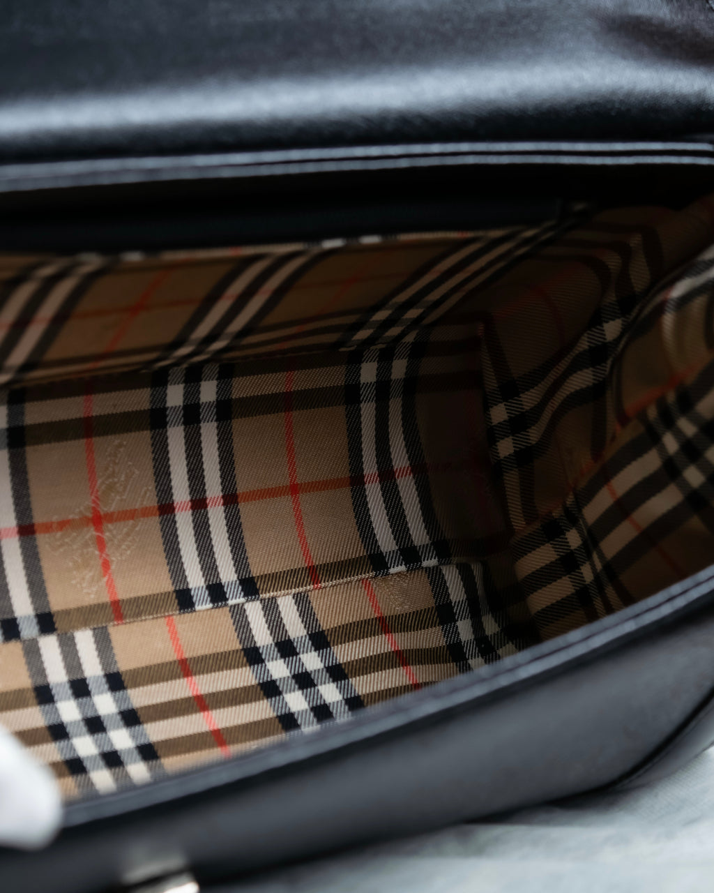 "BURBERRYS" Cylinder shaped leather one handle bag