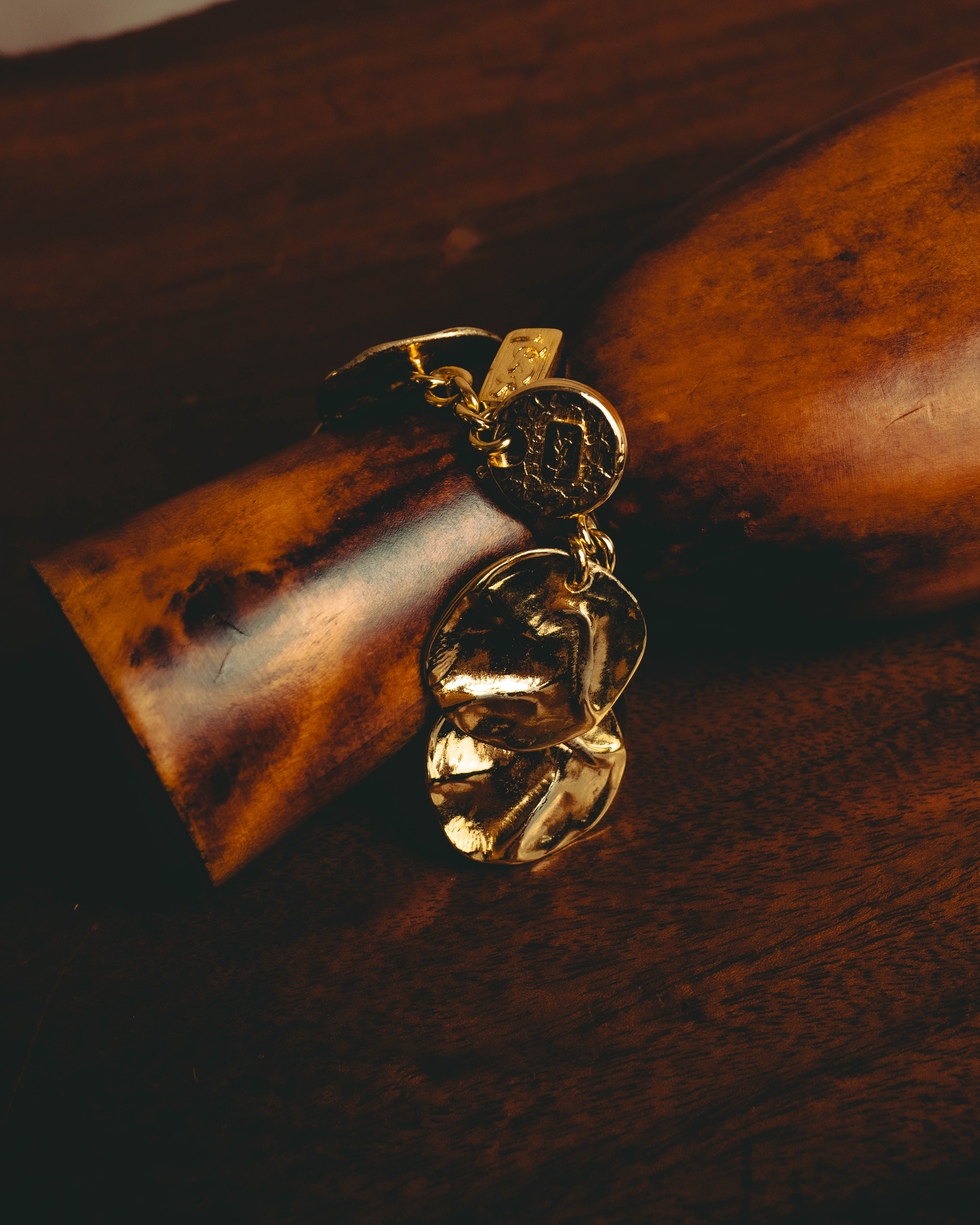 -SPECIAL- “Yves Saint Laurent” 80’s-90’s Hammered gold coin link bracelet