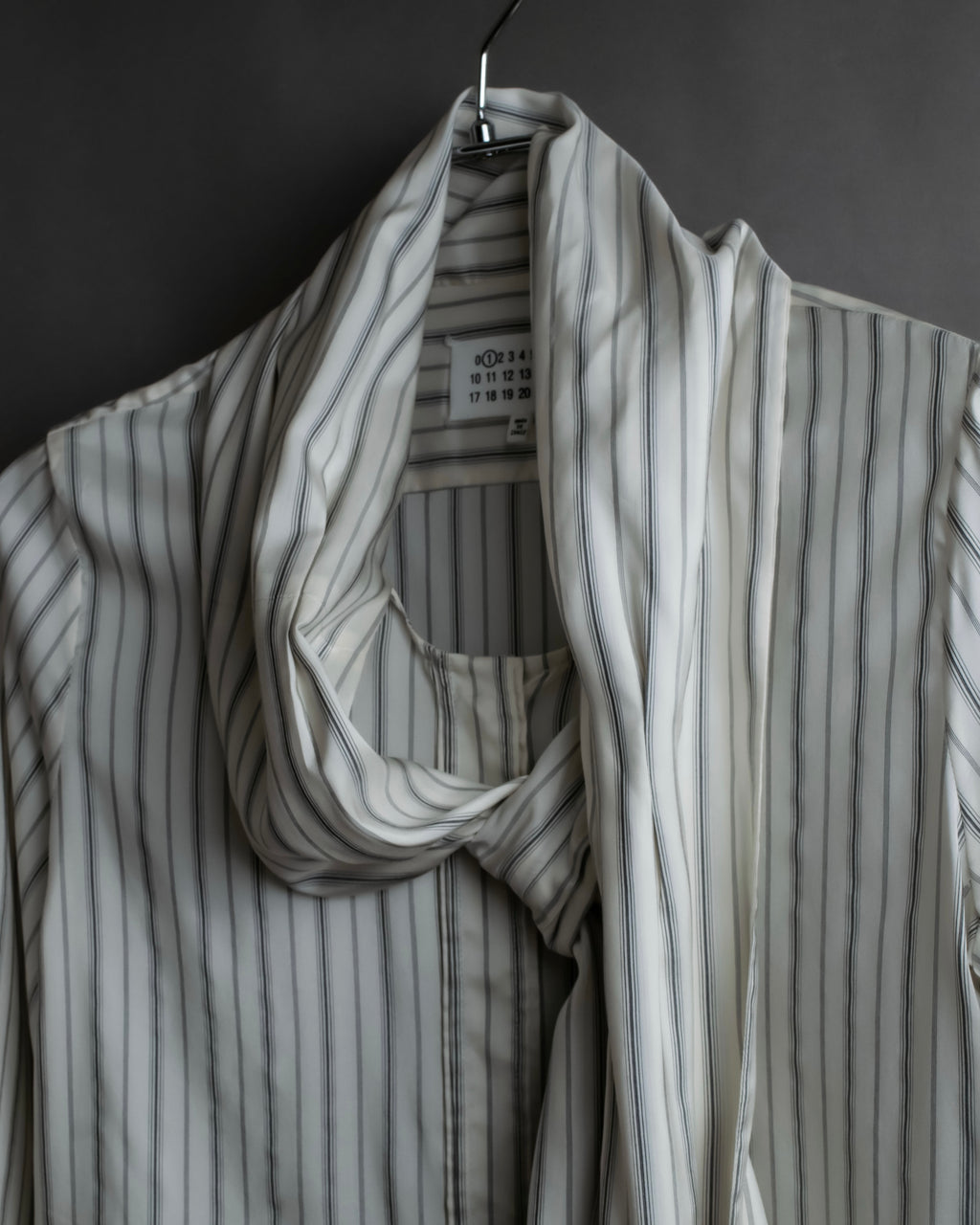 "MAISON MARGIELA" 16SS bowtie design striped long shirt