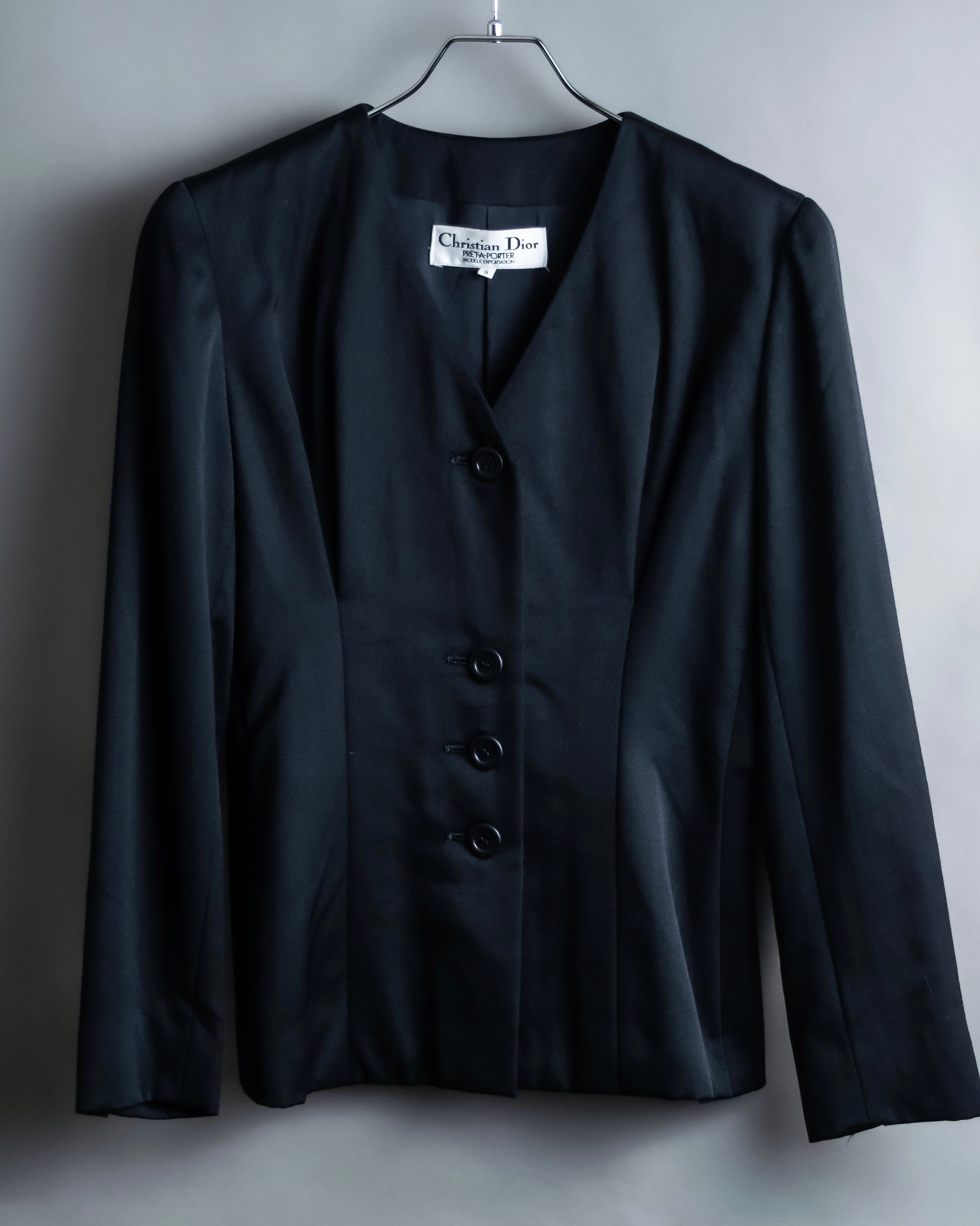 “Christian Dior” Beautiful shape no collar jacket