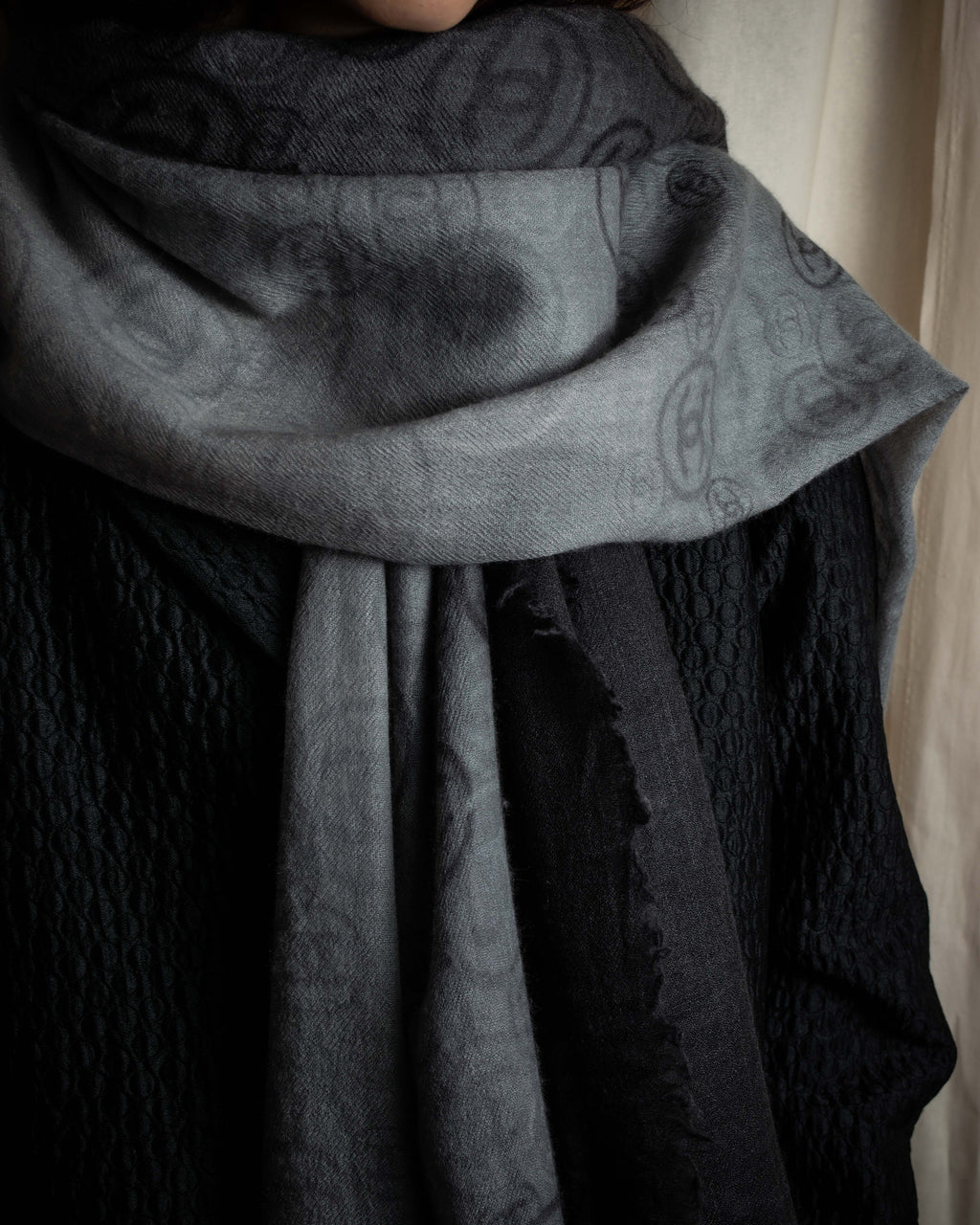 "CHANEL" Logo engraved design cashmere super large stole