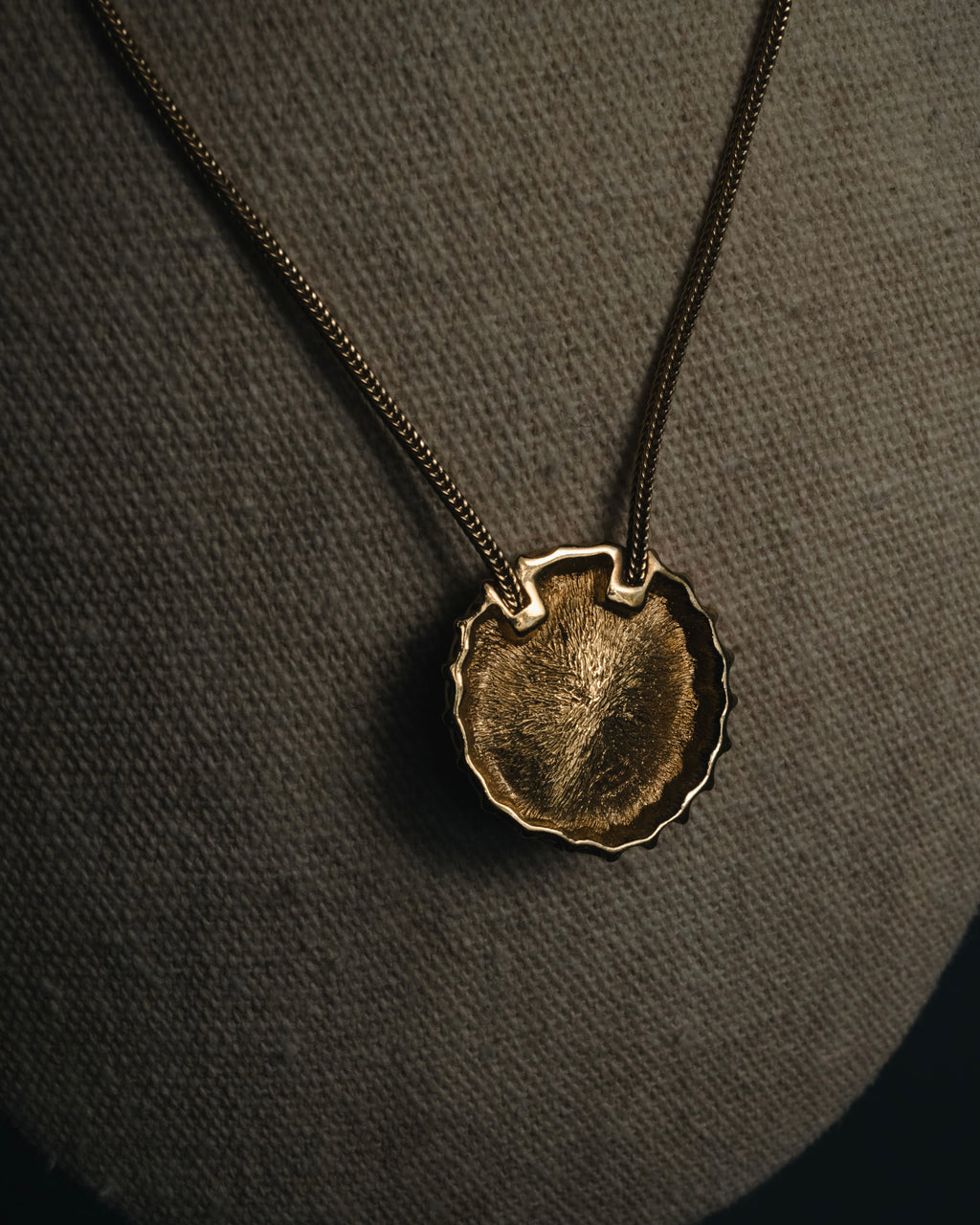 "Christian Dior" 00’s Bottle cap logo pendant necklace