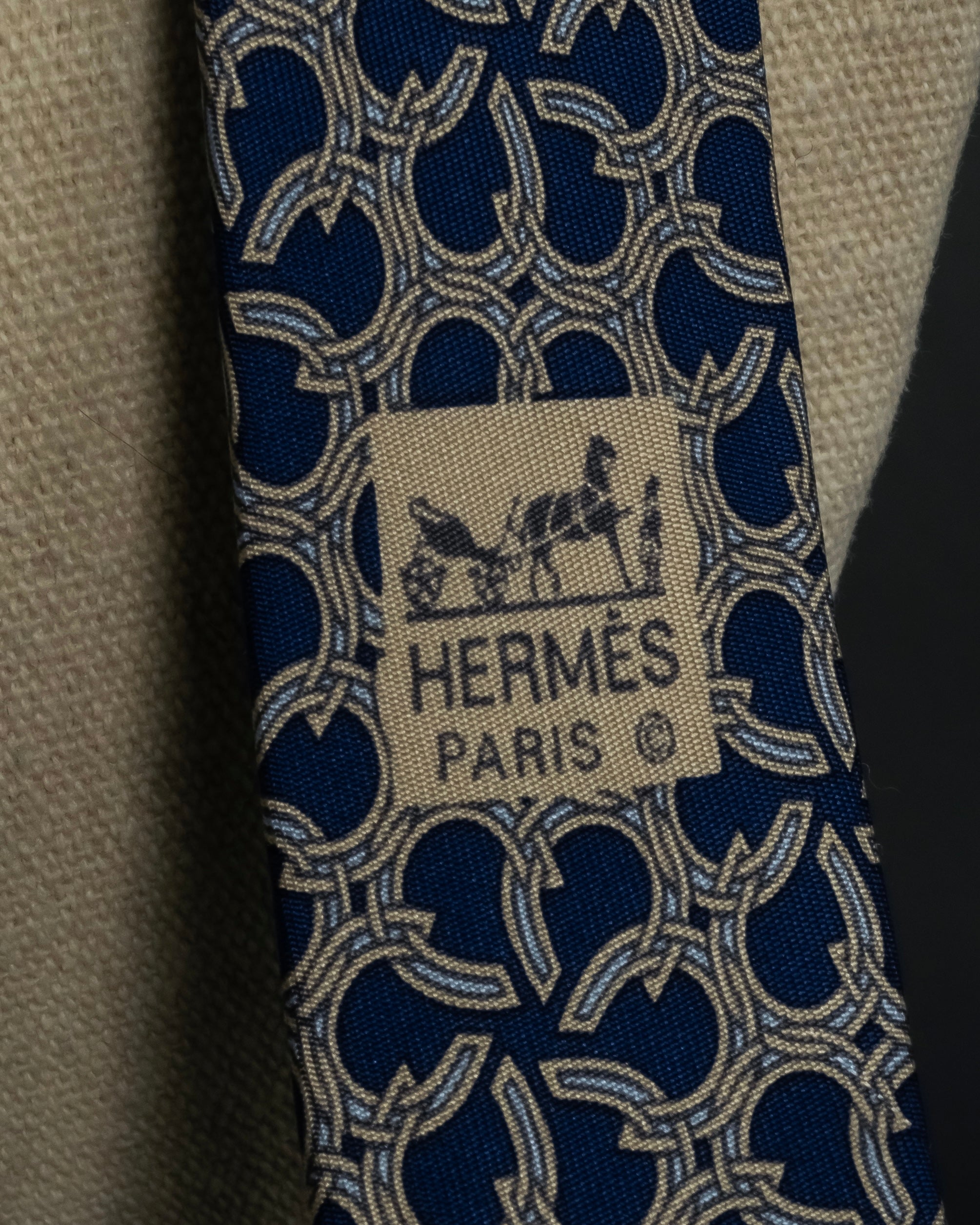 "HERMES" Saddlery anchor chain motif silk neck tie
