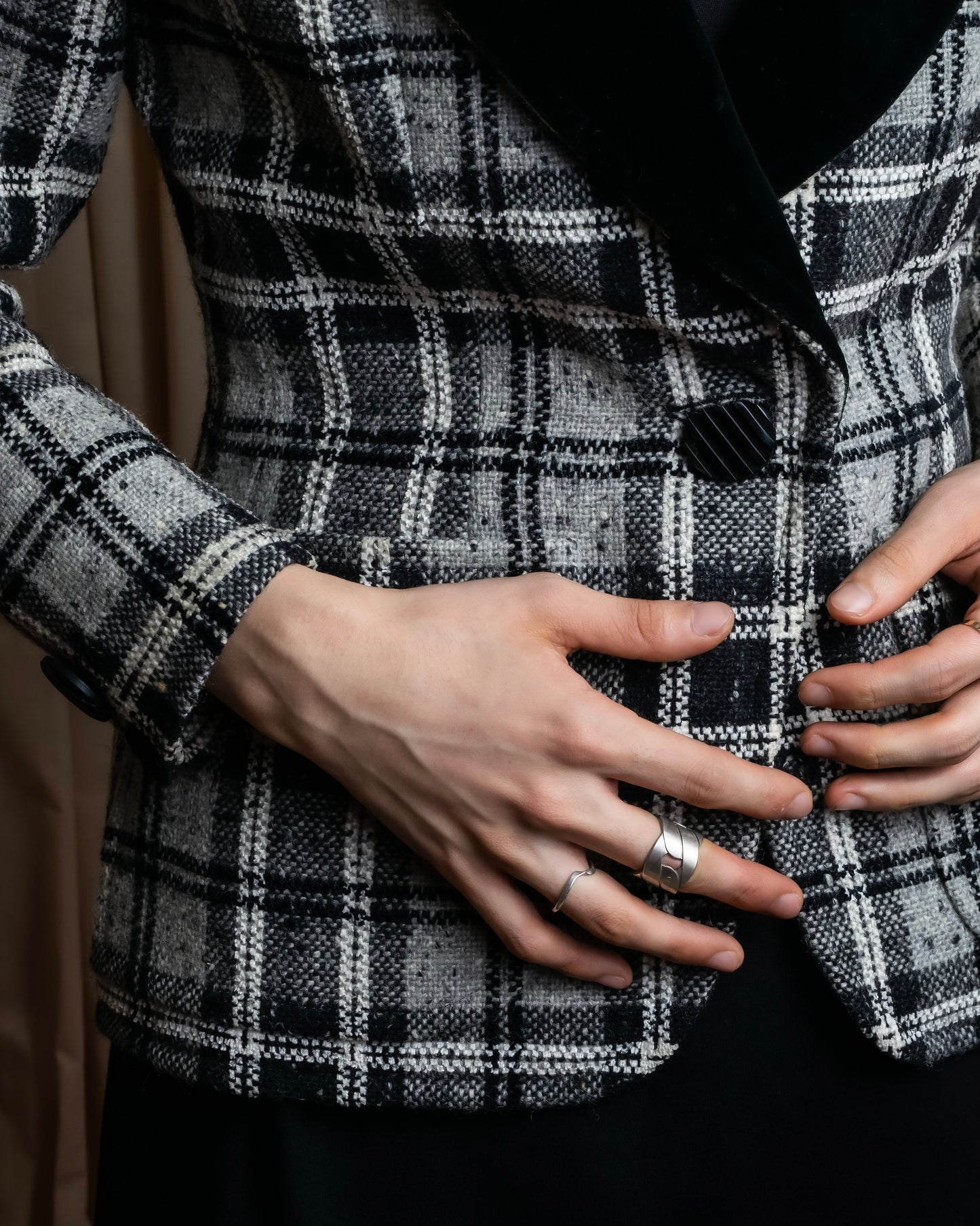 "YVES SAINT LAURENT" Monotone Madras check pattern shaped tailored jacket