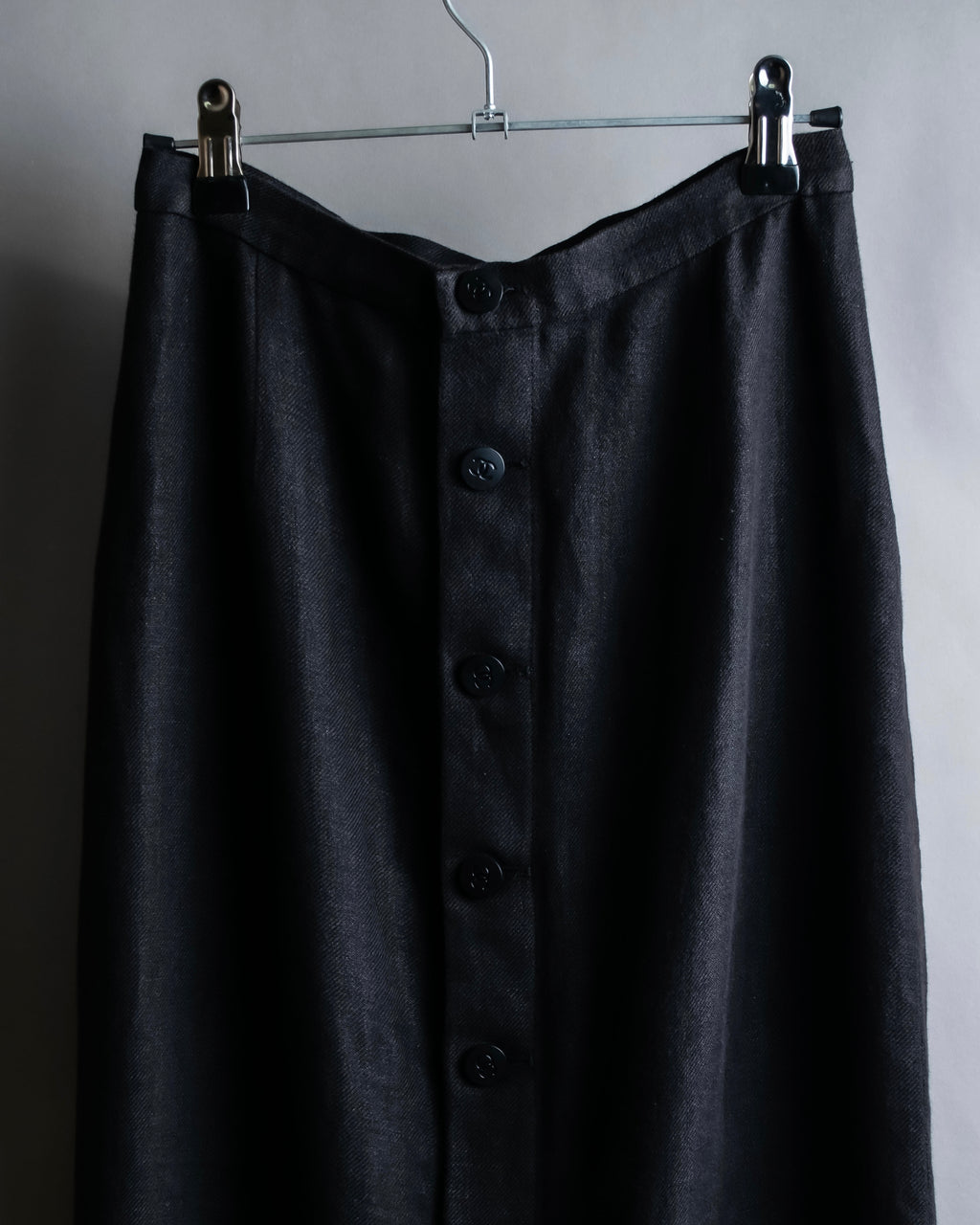 "CHANEL" Back button design flared maxi skirt