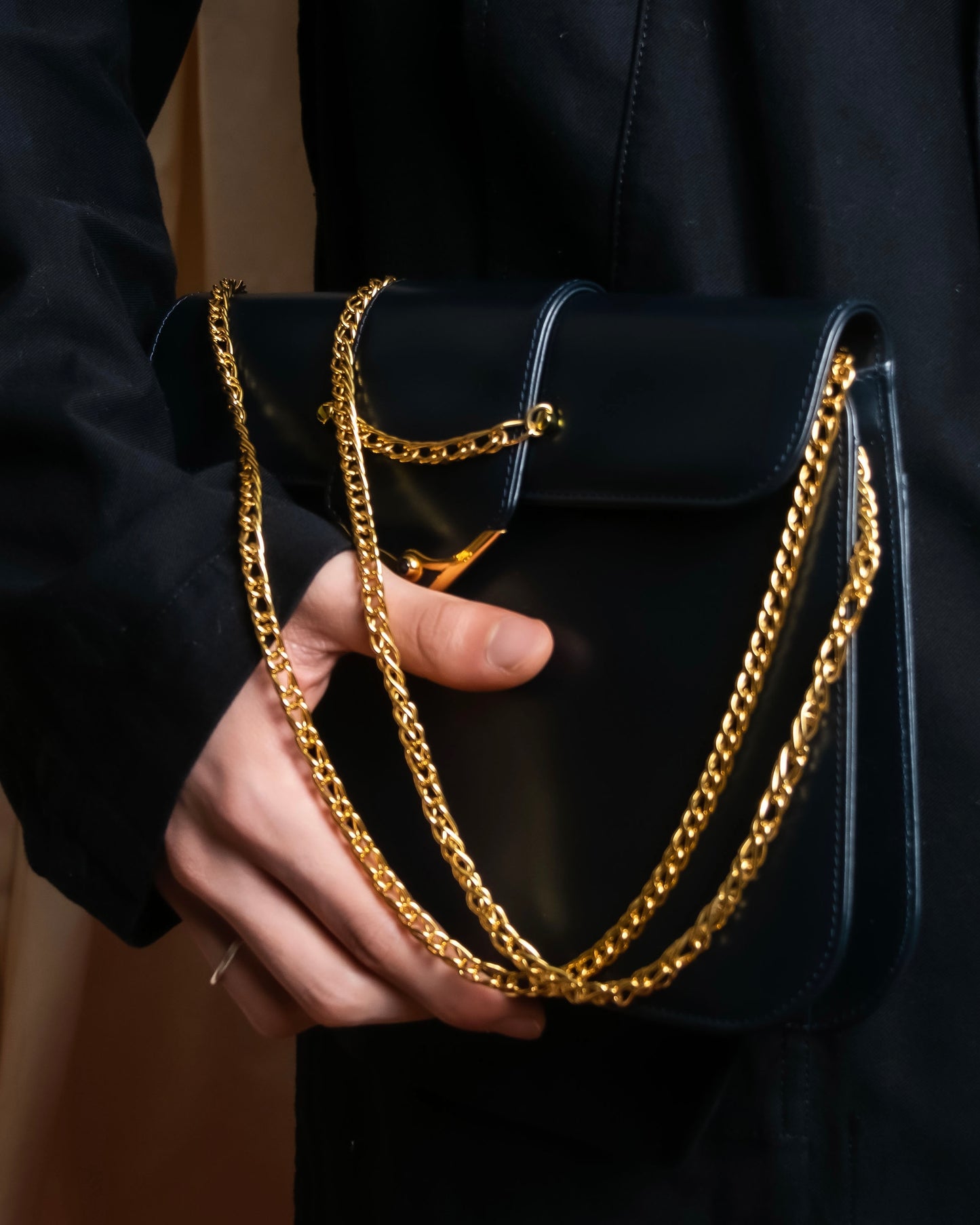 "Cartier" Sapphire rhinestone chain shoulder bag