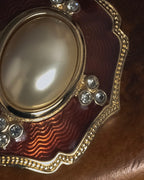 "BURBERRYS" 80’s-90’s royal enamel pearl brooch